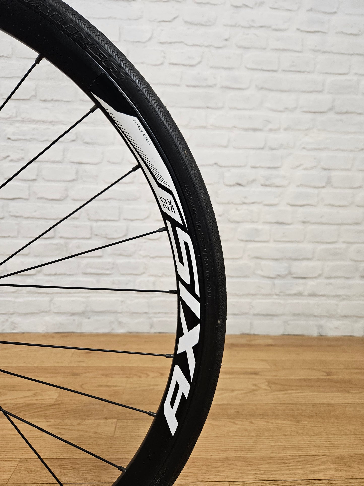 2014 Specialized Roubaix Sport SL4 Disc Force - Brooklyn Carbon Bike Co.