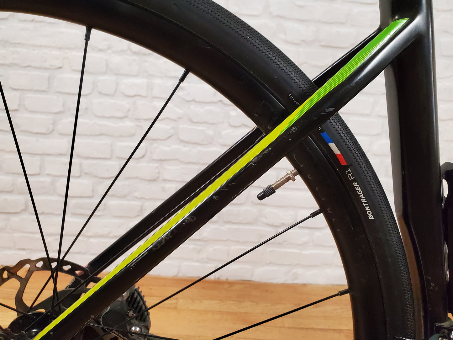 2017 BMC RoadMachine 02 Disc 105 - Brooklyn Carbon Bike Co.