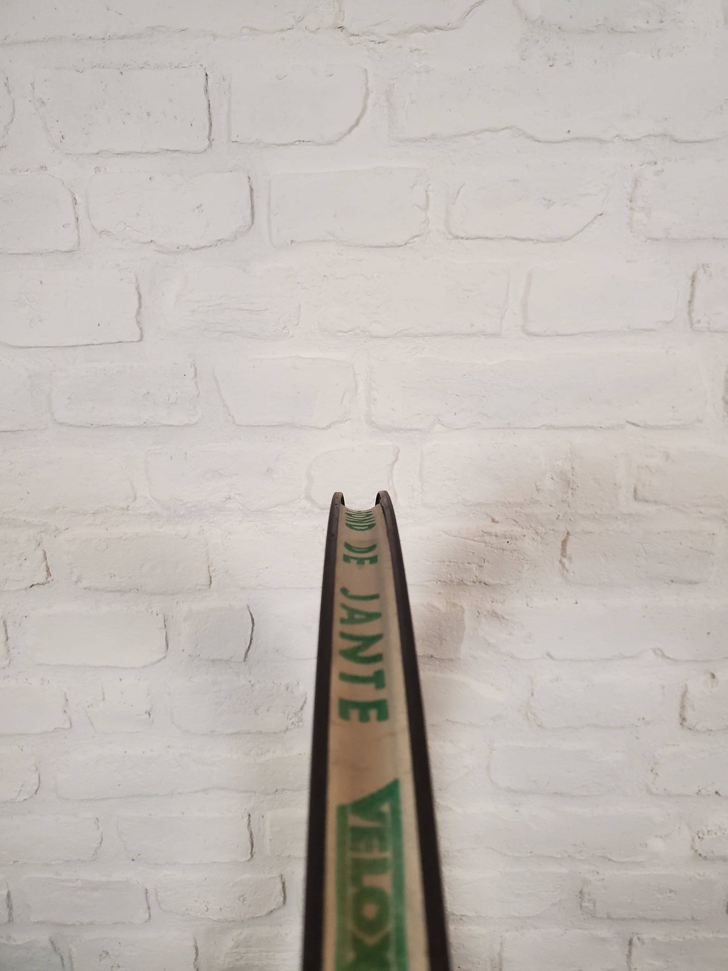 Bontrager Aeolus 5 Carbon Fiber Clinchers 10 Speed Shimano 700c - Brooklyn Carbon Bike Co.