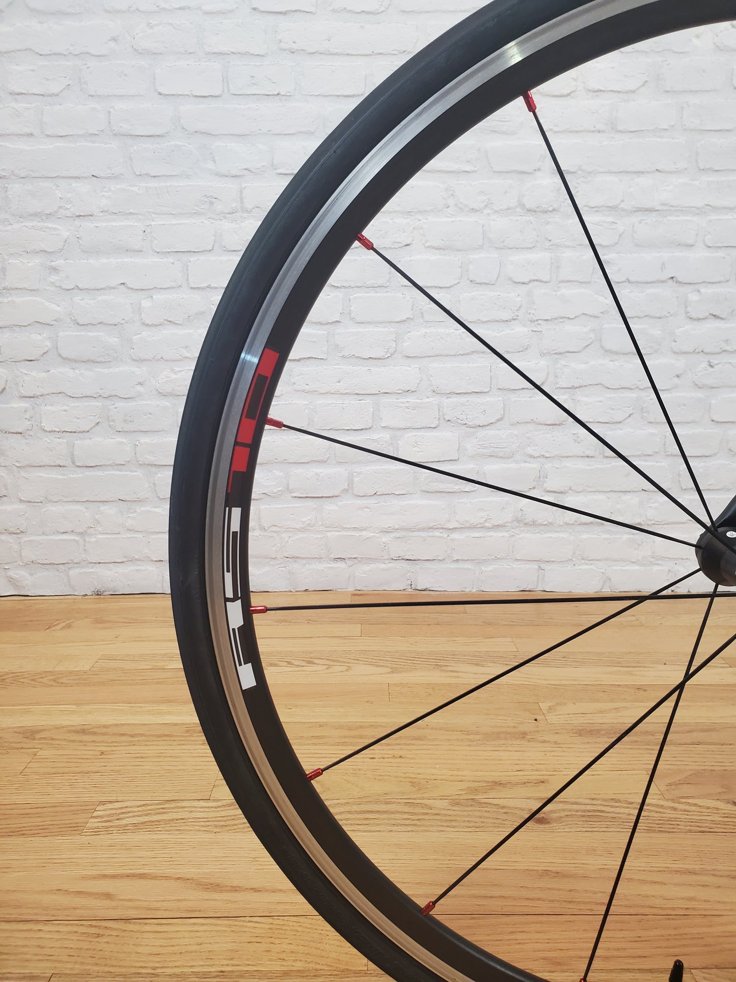 2011 Cannondale Synapse Carbon 5 105 - Brooklyn Carbon Bike Co.