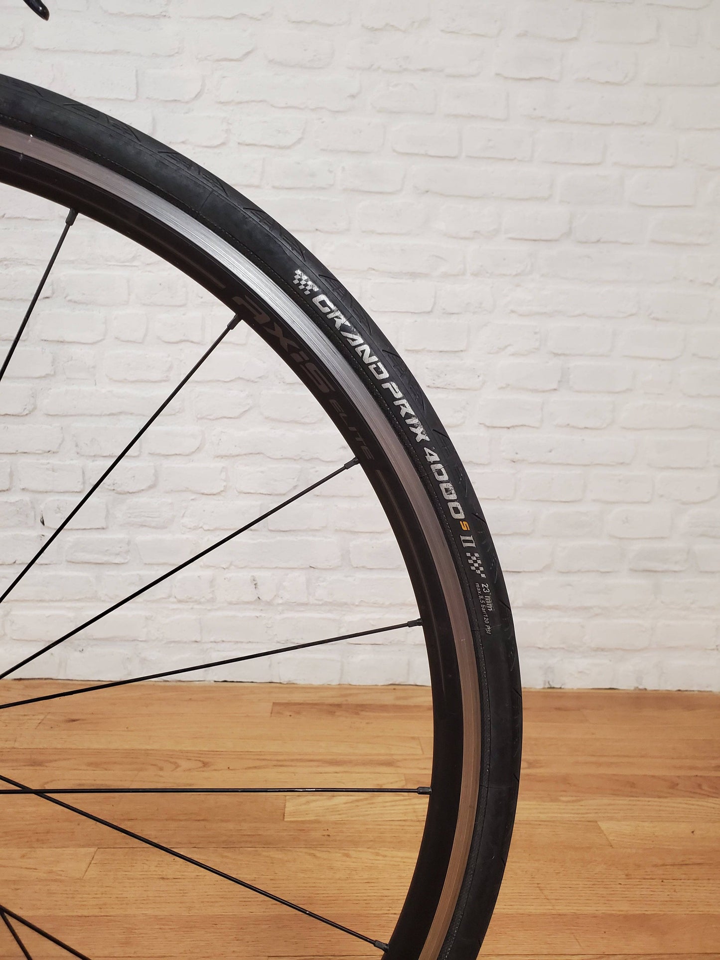 2017 Specialized Roubaix SL4 105 Repaired - Brooklyn Carbon Bike Co.