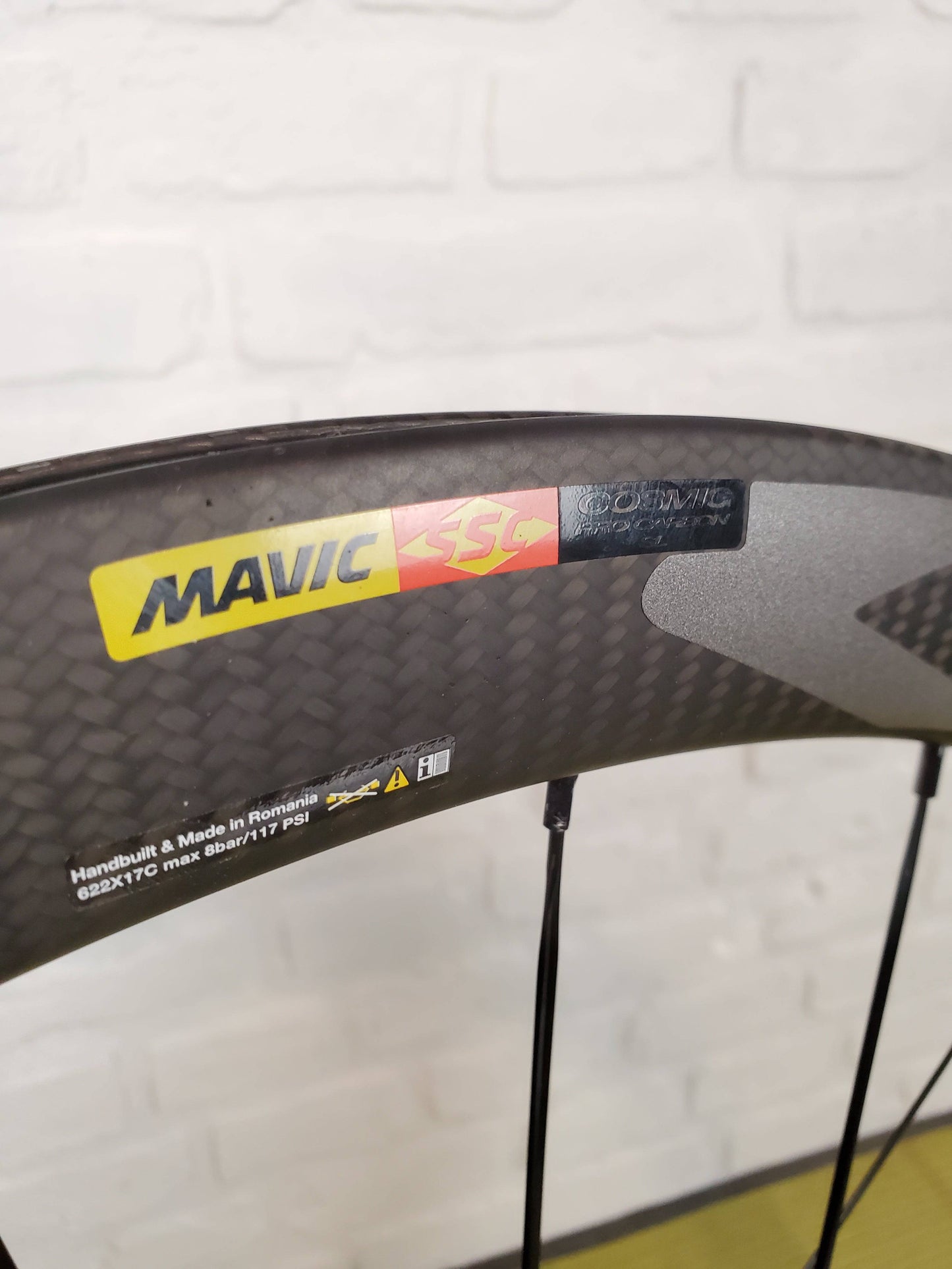 NEW Mavic Cosmic PRO SSC Carbon Clinchers Disc 11 Speed Shimano 700c - Brooklyn Carbon Bike Co.