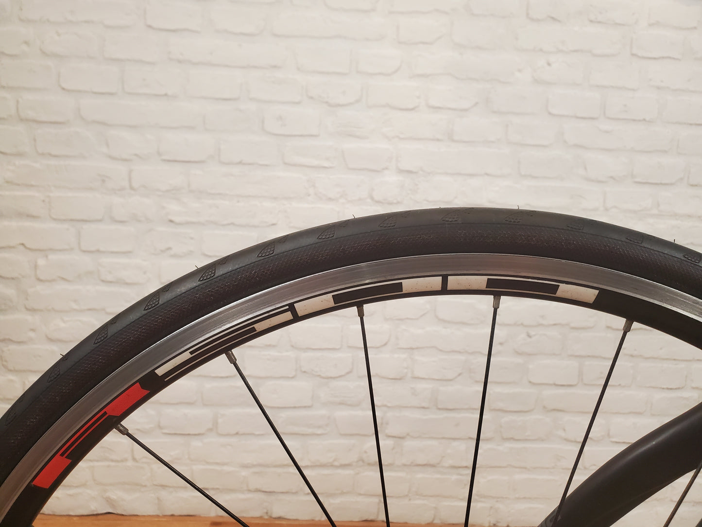 2015 Pinarello Razha 105 - Brooklyn Carbon Bike Co.