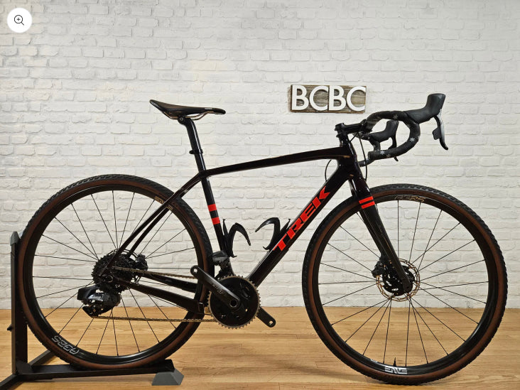 A collection of pre-owned gravel bikes from top brands like Cannondale and Trek, designed for adventure and off-road riding