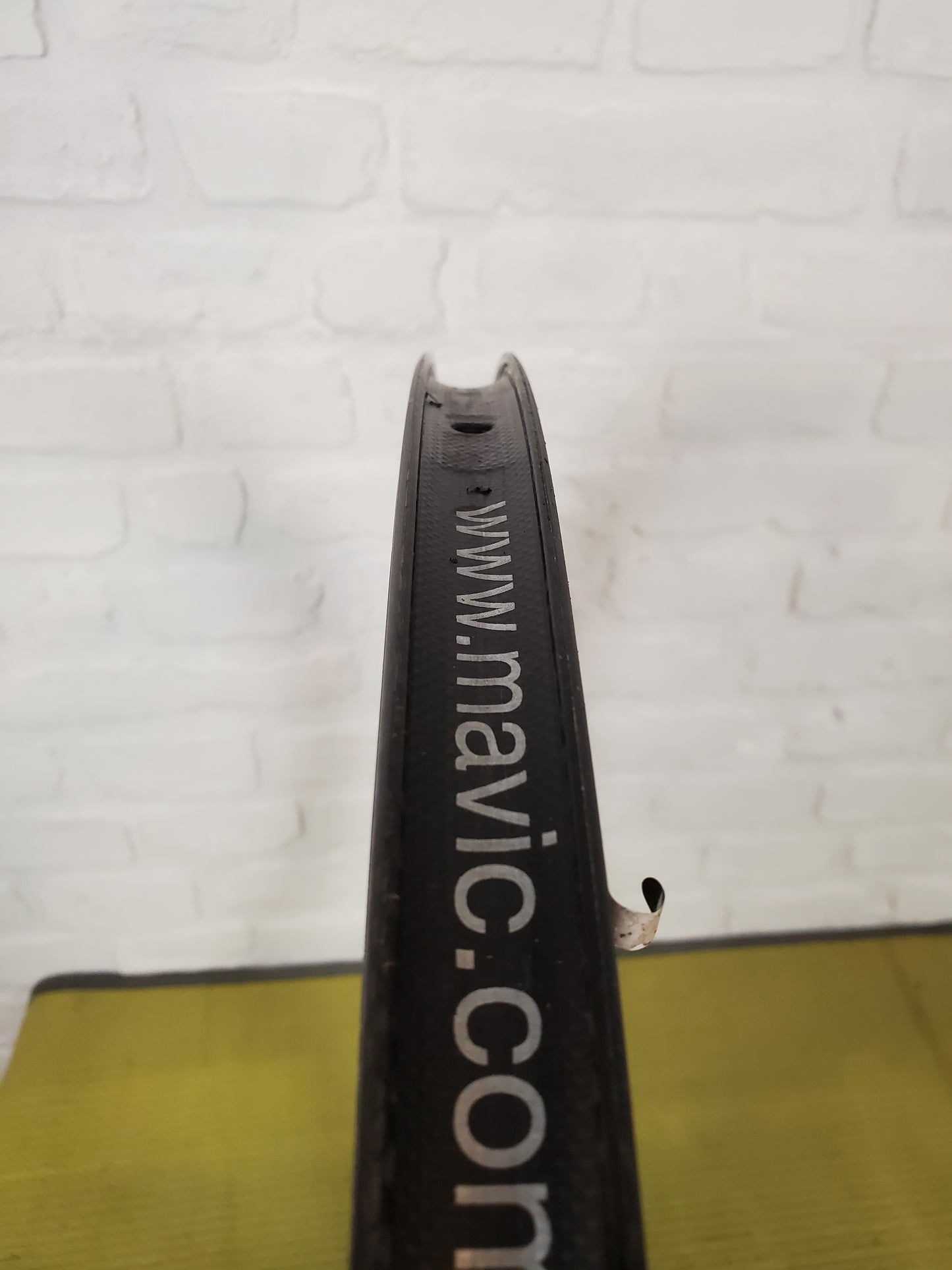 NEW Mavic Cosmic PRO SSC Carbon Clinchers Disc 11 Speed Shimano 700c