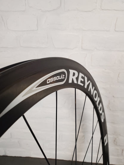 Reynolds Assault Carbon Fiber Clinchers 10 Speed Shimano 700c