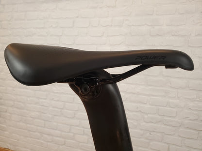 Carbon aero seat post on Specialized Allez Sprint road bike