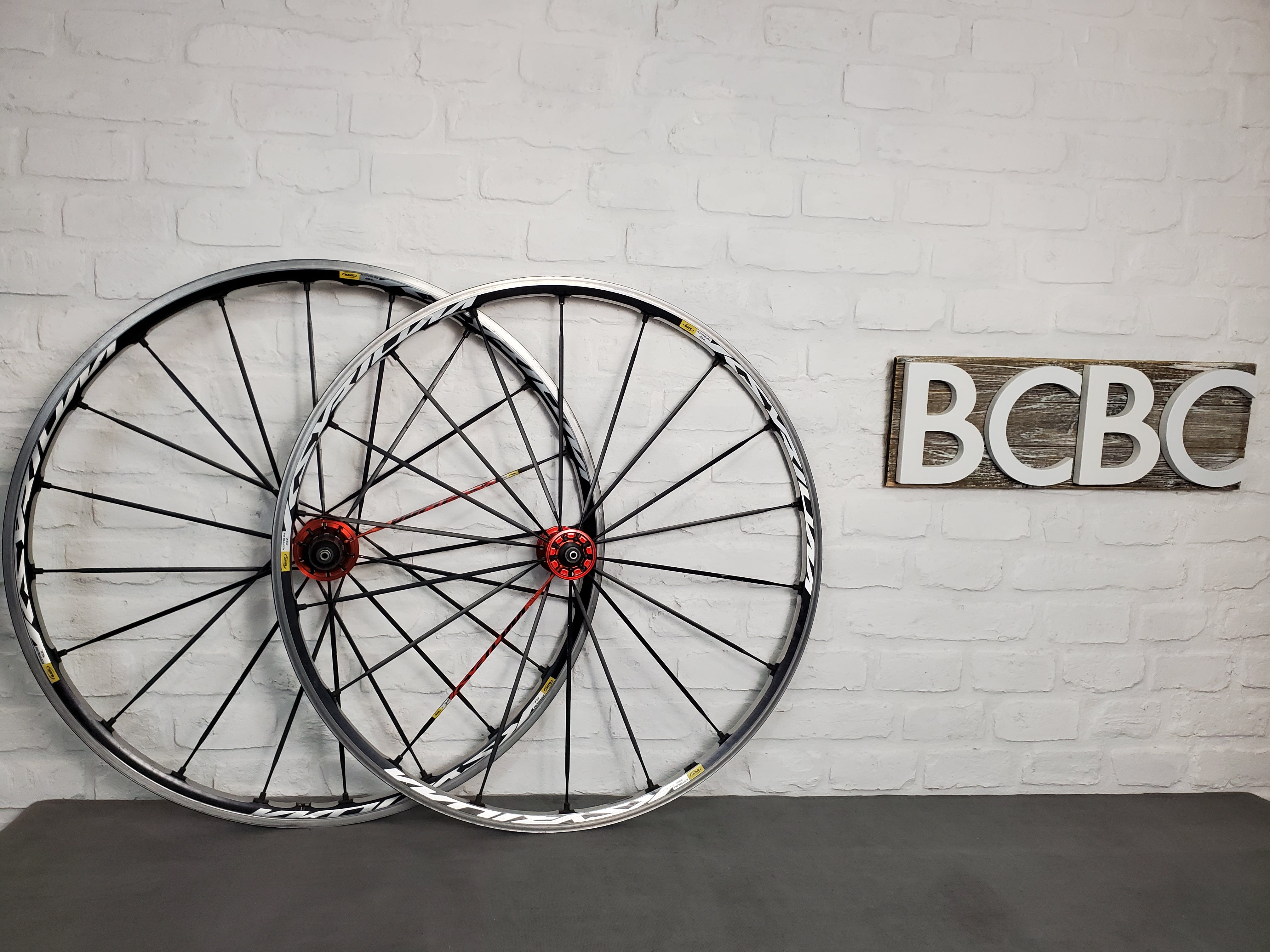 Mavic Ksyrium SL Aluminum Clinchers 11 Speed Shimano 700c – Brooklyn Carbon  Bike Co.