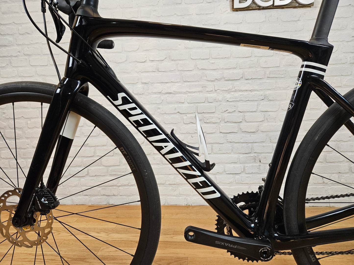 2022 Specialized Roubaix Sport Disc Futureshock 105