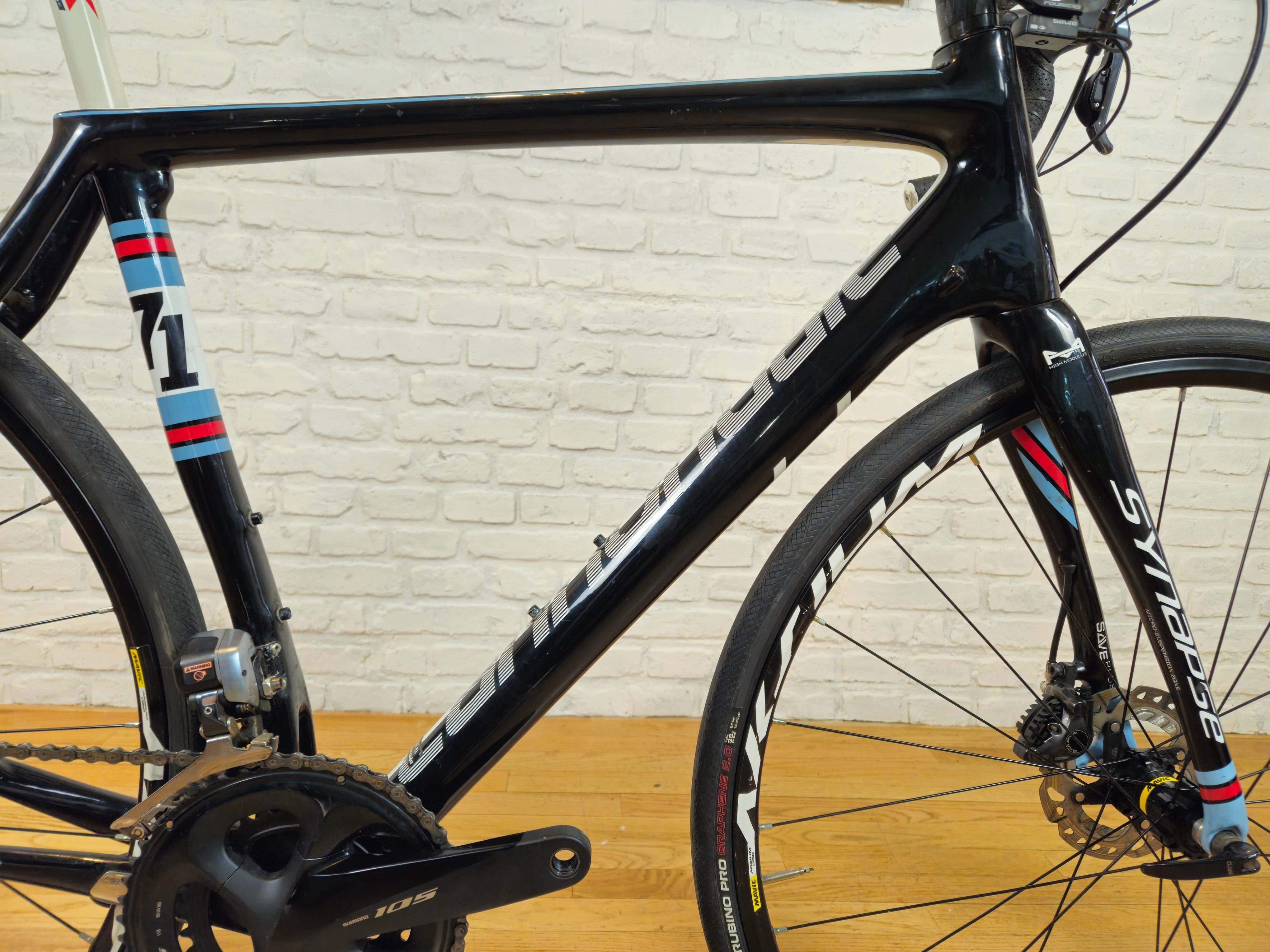 2015 Cannondale Synapse Carbon Hi-Mod Disc Lab71 Ultegra Di2
