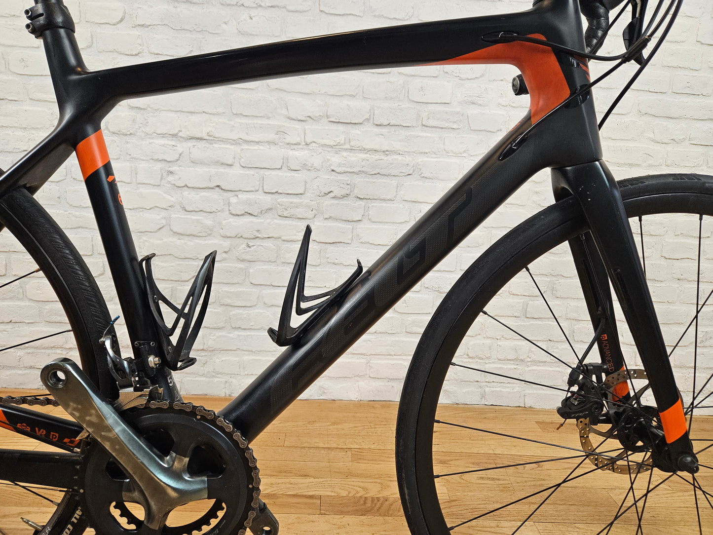 Used 2016 Felt Z6 Disc Tiagra - Size 56cm - Brooklyn Carbon Bike Co.