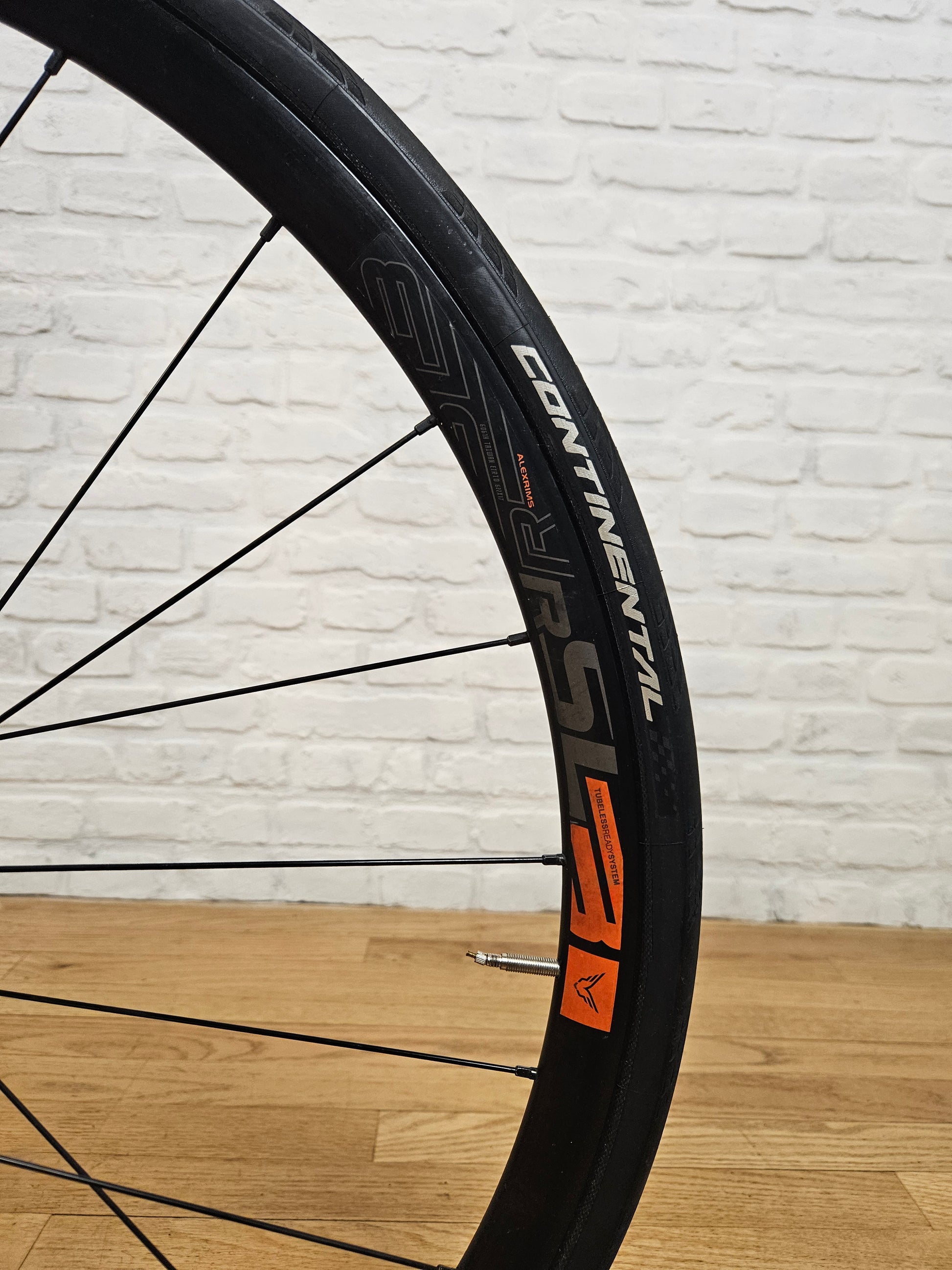 Used 2016 Felt Z6 Disc Tiagra - Size 56cm - Brooklyn Carbon Bike Co.