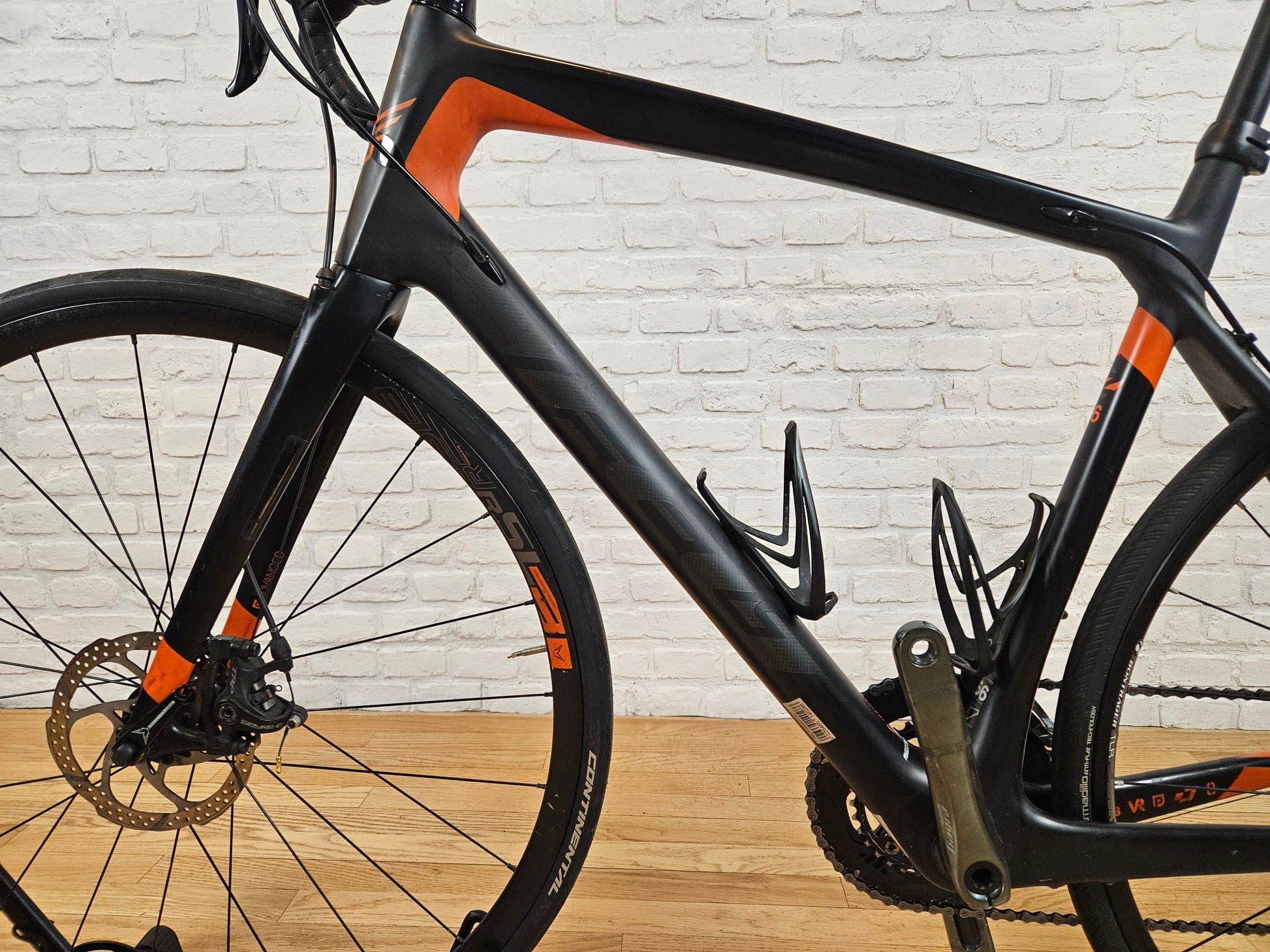 Used 2016 Felt Z6 Disc Tiagra - Size 56cm - Brooklyn Carbon Bike Co.