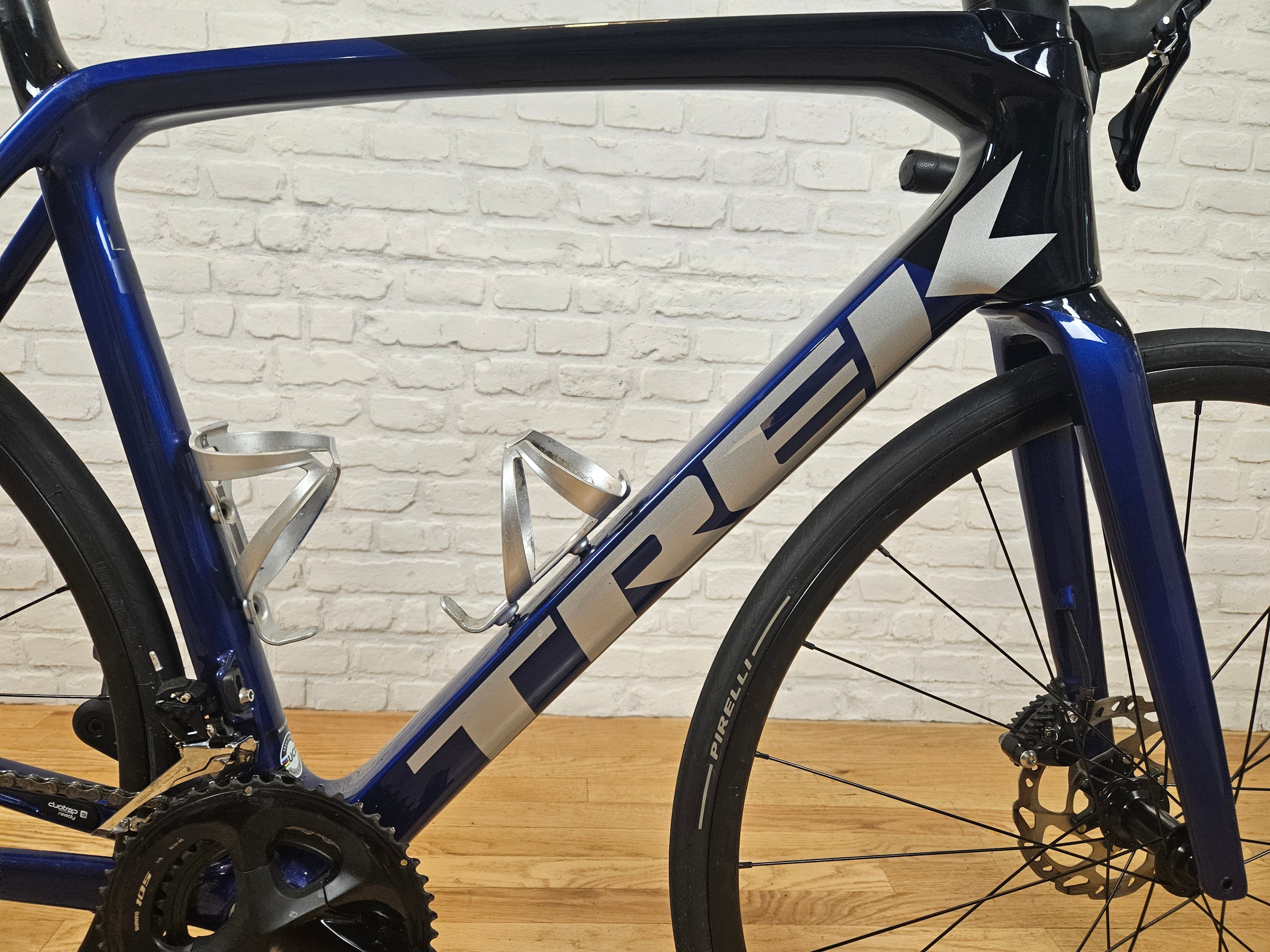 2022 Trek Emonda SL6 Disc Ultegra | Lightweight Climbing Road Bike