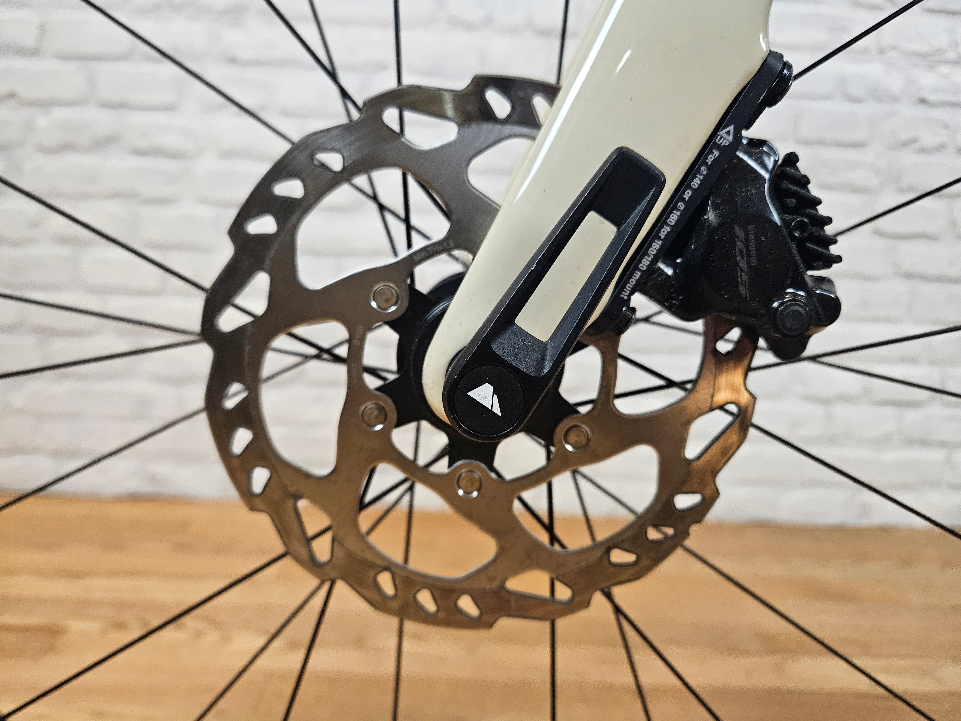 2024 Canyon Endurace CF SL 7.0 Disc 105 | Brooklyn Carbon Bike Co.