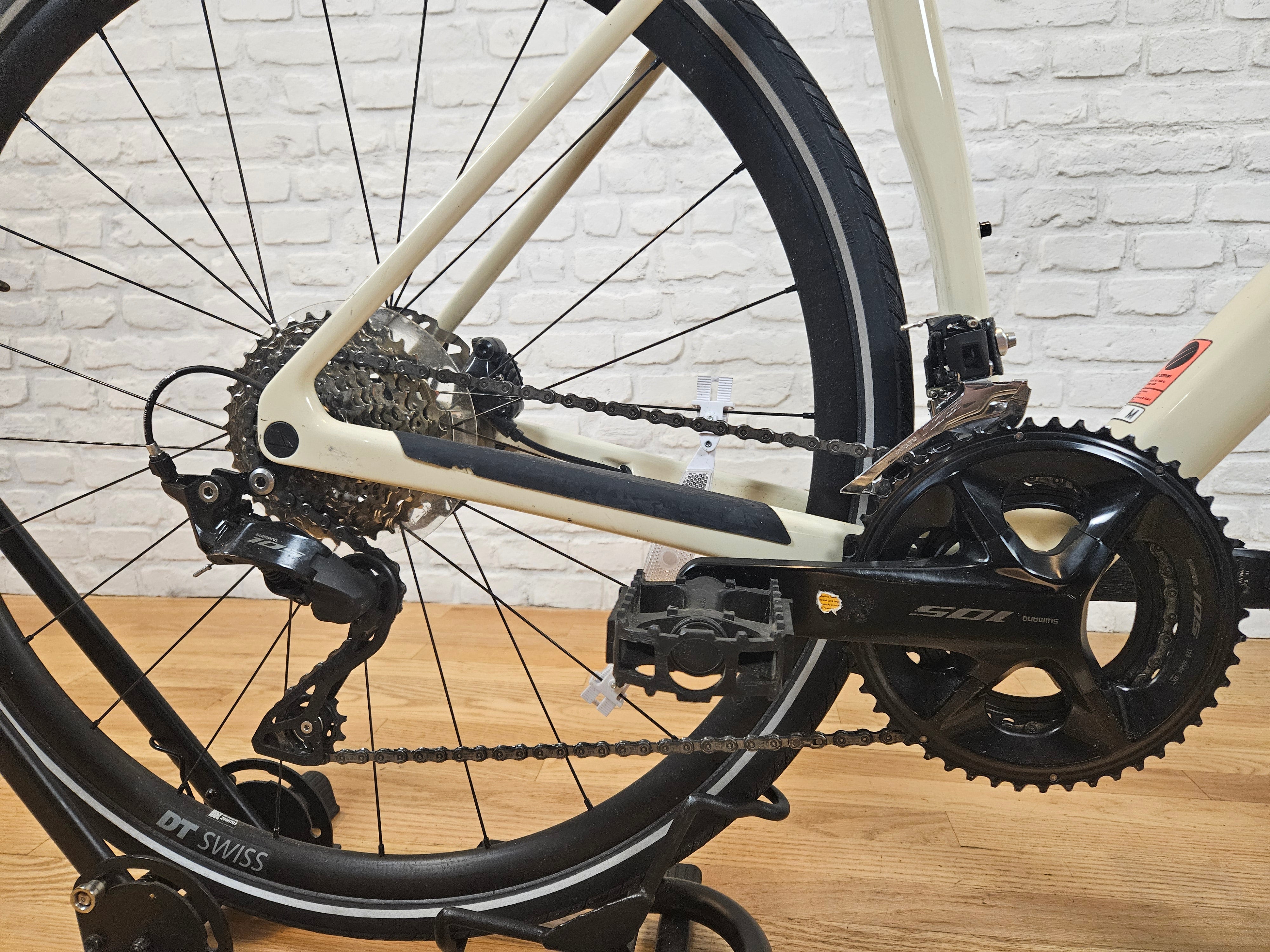 2024 Canyon Endurace CF SL 7.0 Disc 105 | Brooklyn Carbon Bike Co.