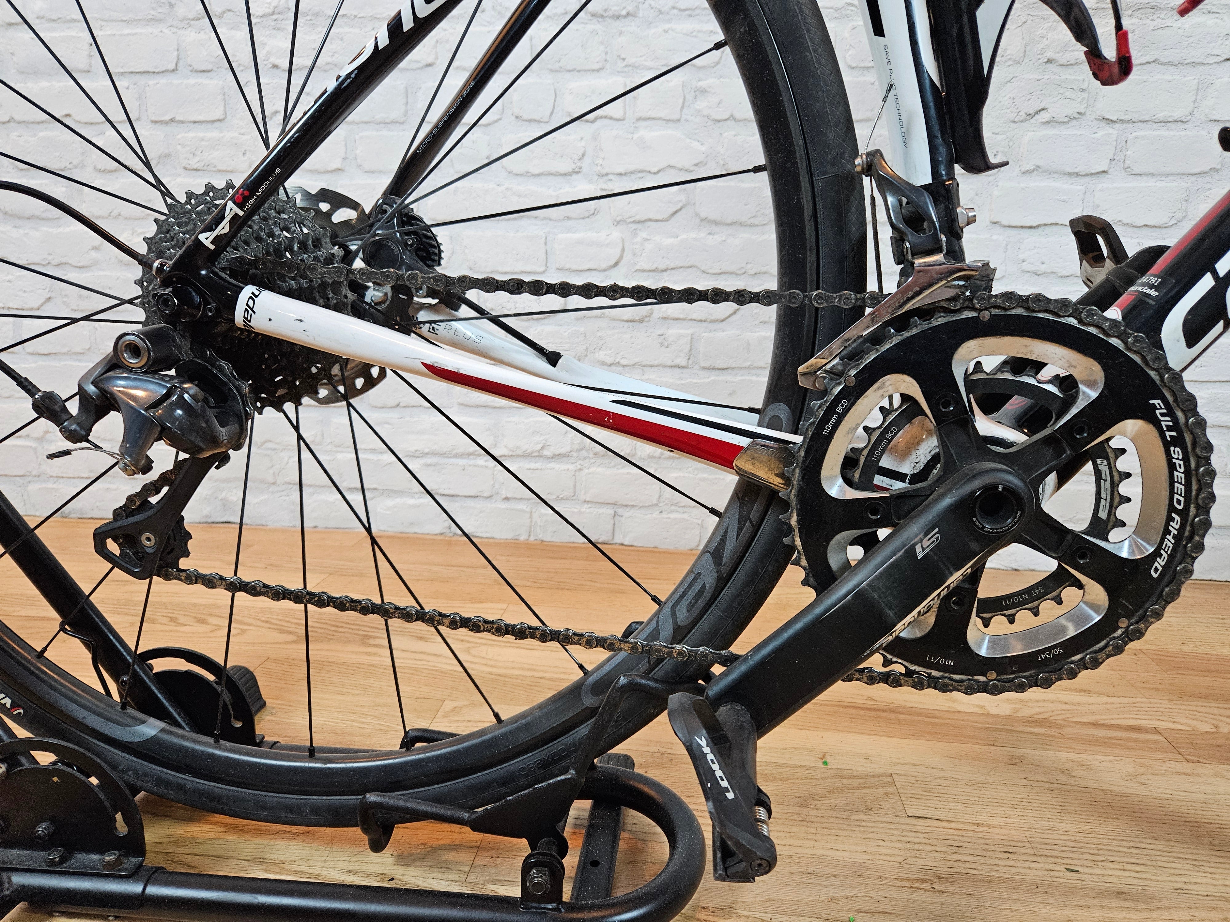 2015 Cannondale Synapse Carbon 3 Disc Hi Mod Ultegra | Endurance 2015 Cannondale Synapse Carbon 3 Disc Hi Mod Ultegra | Endurance