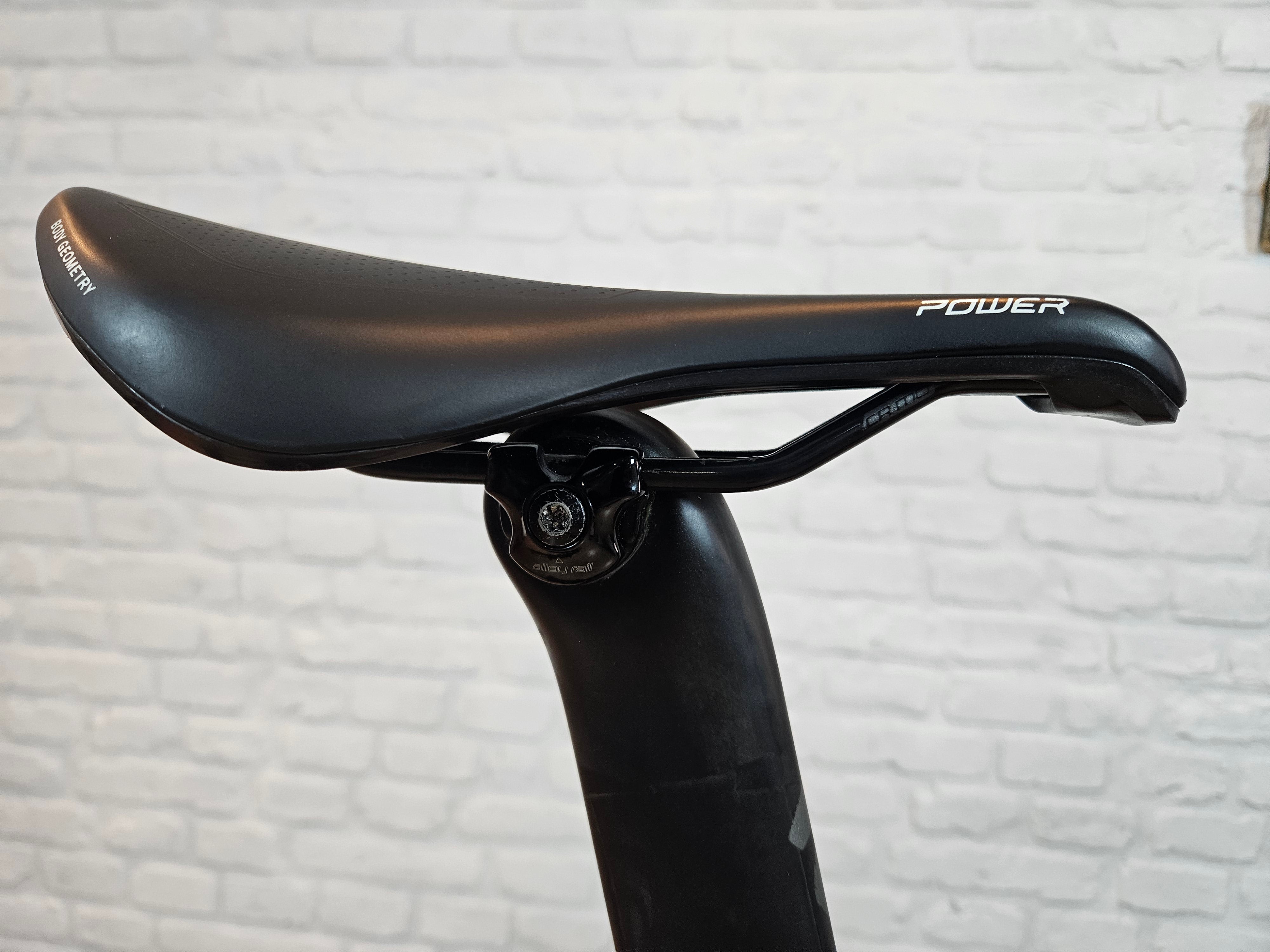 2017 Specialized Venge Elite| High-Performance Aero Bike
