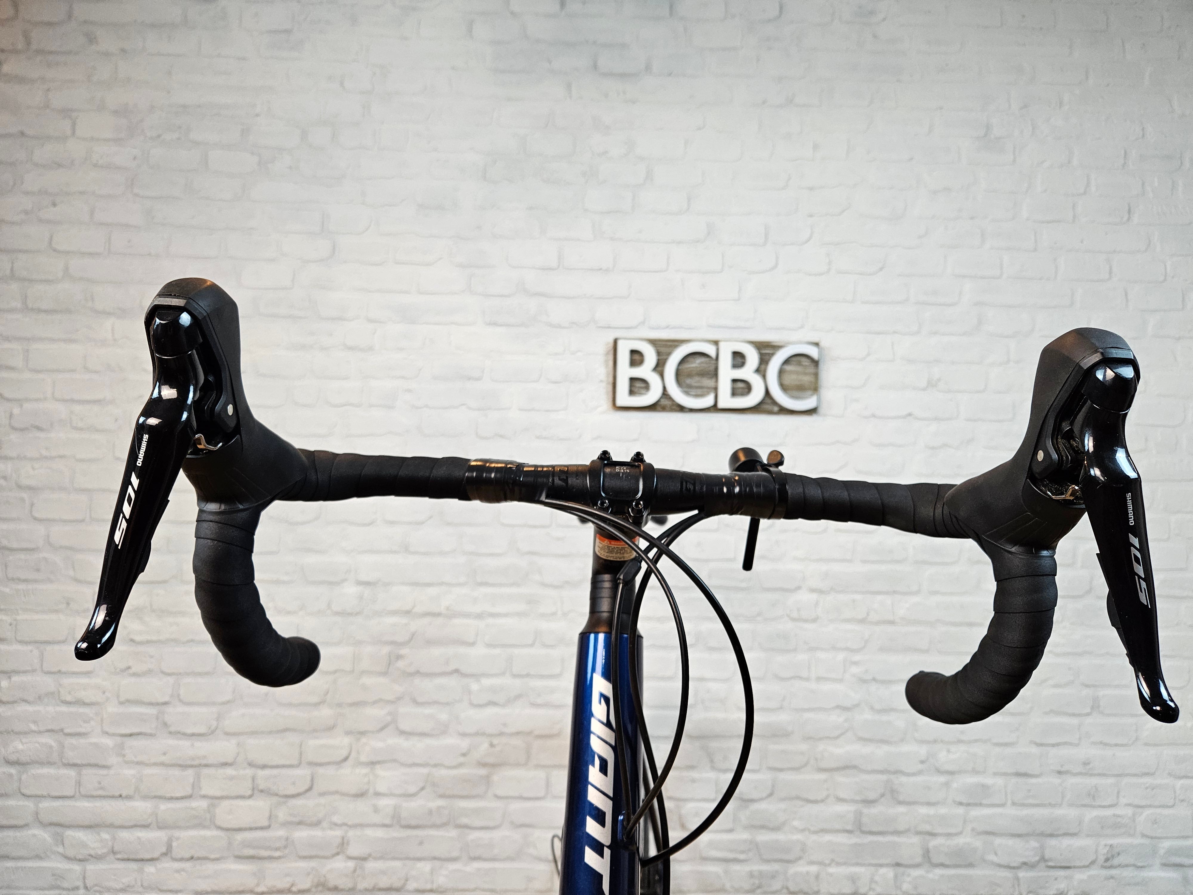 GIANT CONTEND SHIMANO S105