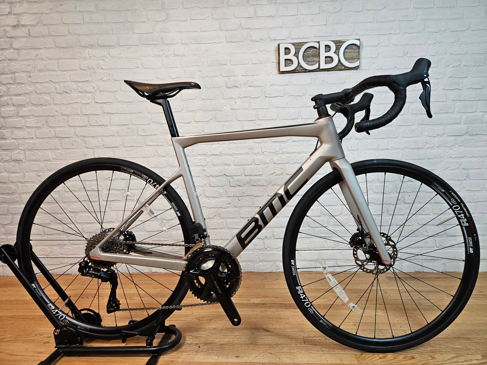 NEW 2023 BMC TeamMachine SLR FIVE 105 Di2 54cm - Brooklyn Carbon Bike Co.