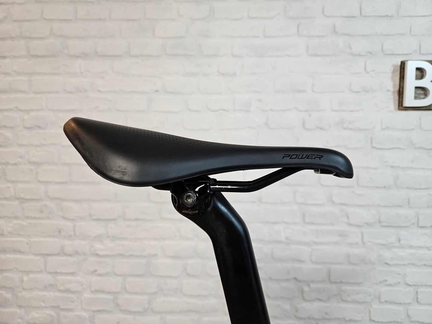 Used 2021 Specialized Roubaix Sport Disc Futureshock 105 - 56cm - Brooklyn Carbon Bike Co.