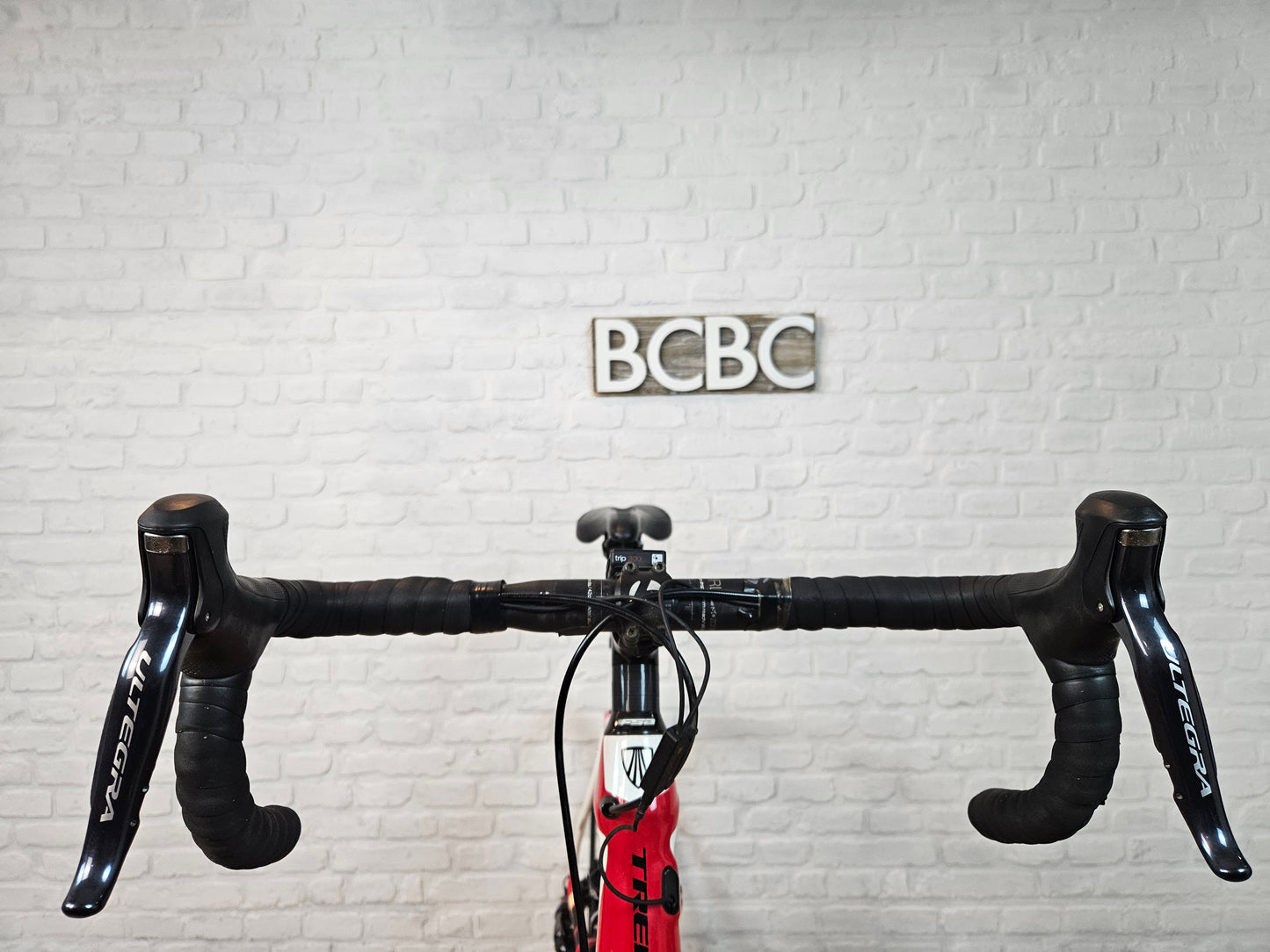 Used 2015 Trek Domane 5.9 Ultegra Di2 54cm - Brooklyn Carbon Bike Co.