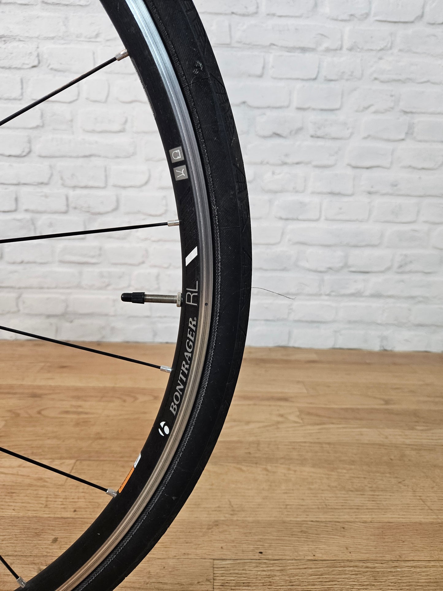 Used 2015 Trek Domane 5.9 Ultegra Di2 54cm - Brooklyn Carbon Bike Co.