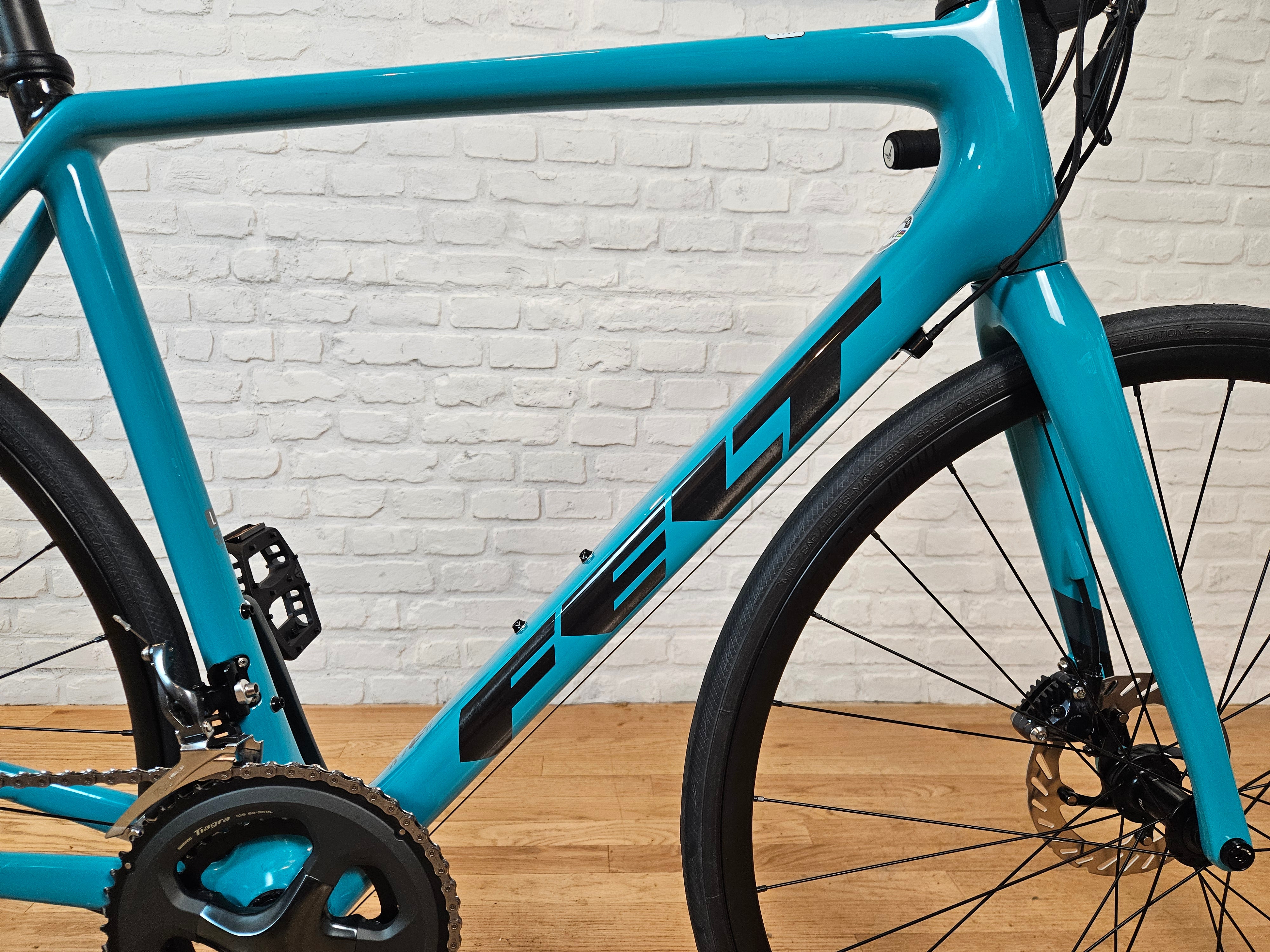 NEW 2023 Felt FR Advanced Tiagra - 56cm | Brooklyn Carbon Bike Co. NEW 2023 Felt FR Advanced Tiagra - 56cm | Brooklyn Carbon Bike Co.