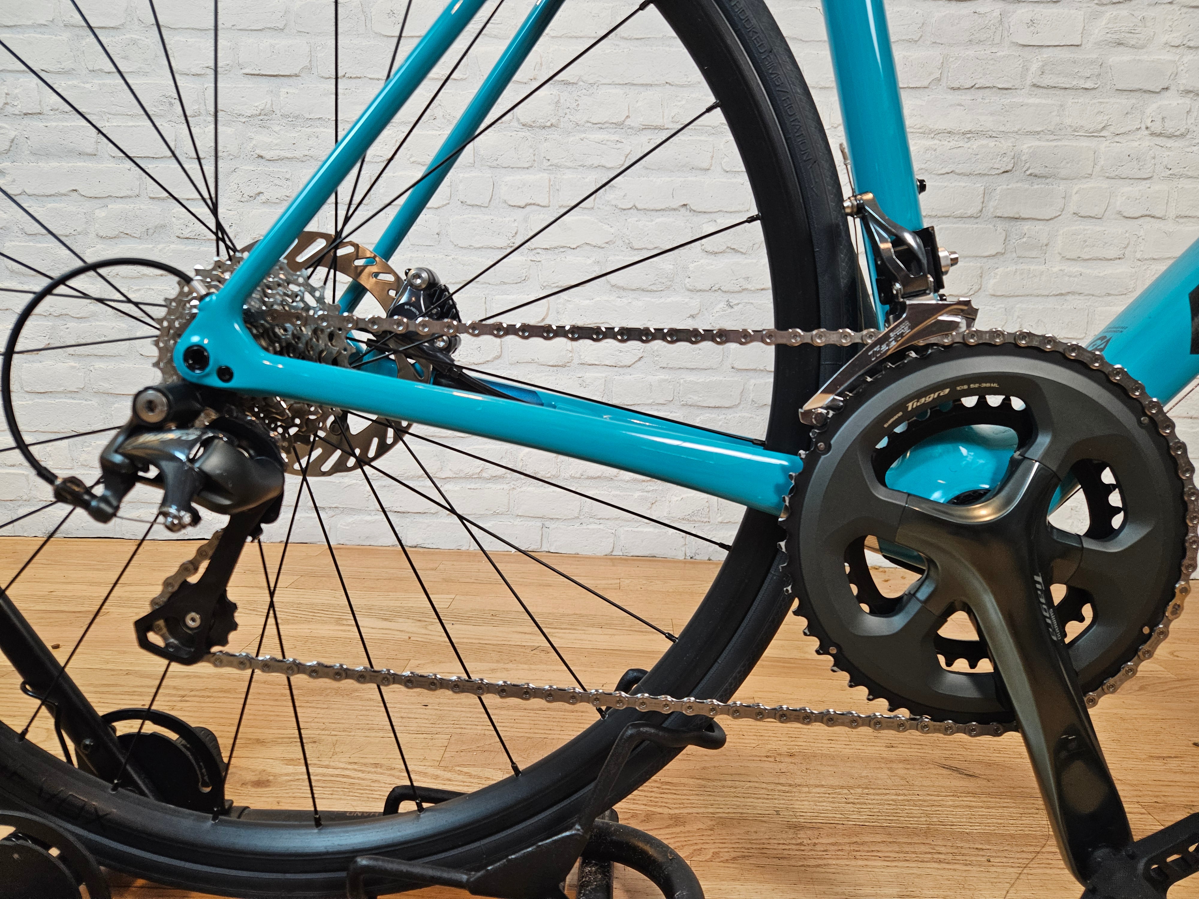 NEW 2023 Felt FR Advanced Tiagra - 56cm | Brooklyn Carbon Bike Co.