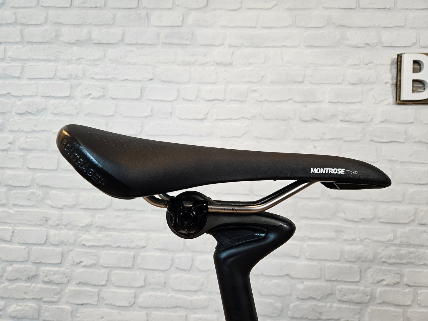 Used 2019 Specialized Roubaix Comp Disc Futureshock 105 Ultegra 54cm - Brooklyn Carbon Bike Co.