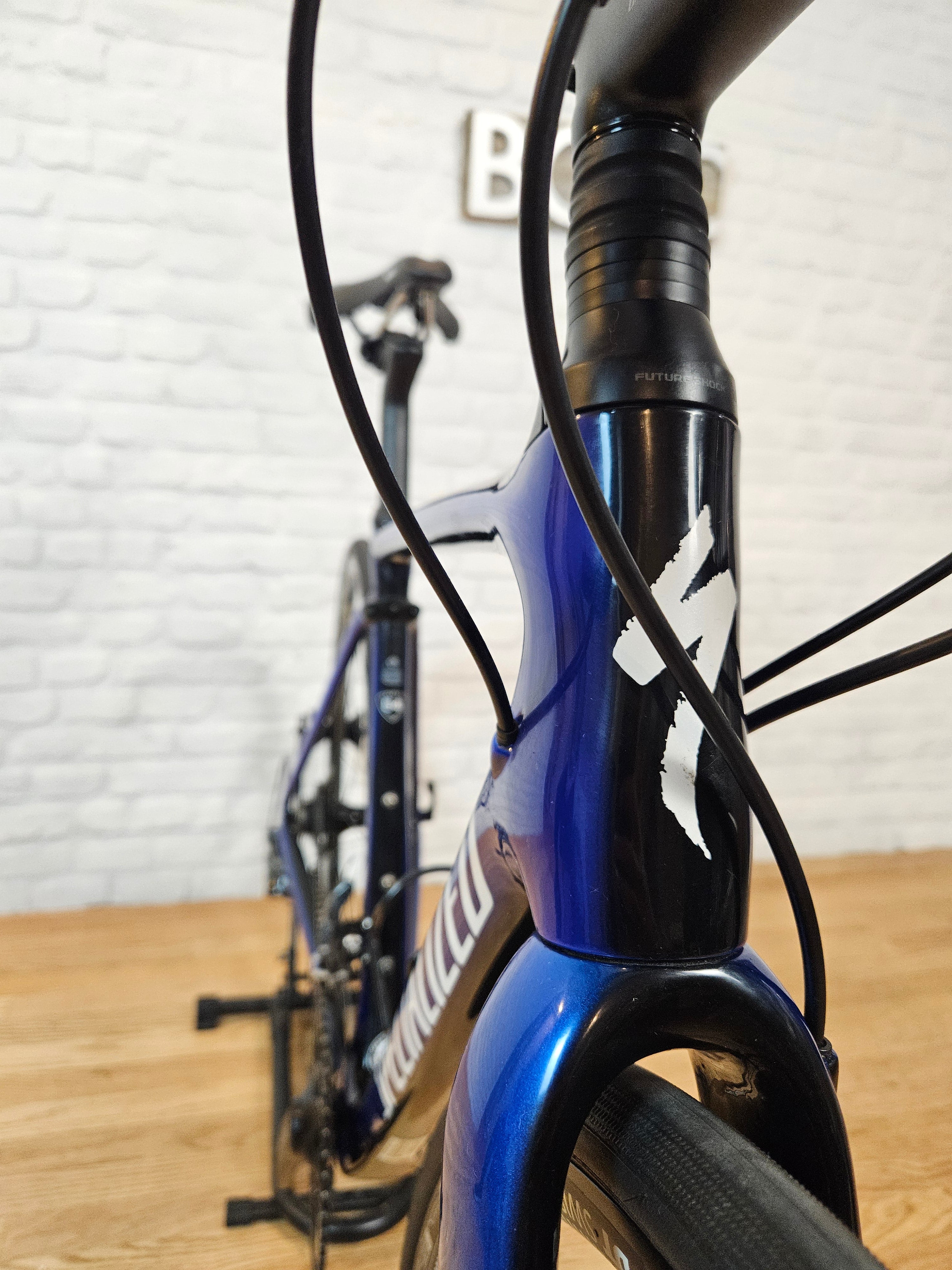 Used 2019 Specialized Roubaix Comp Disc Futureshock Ultegra – Size