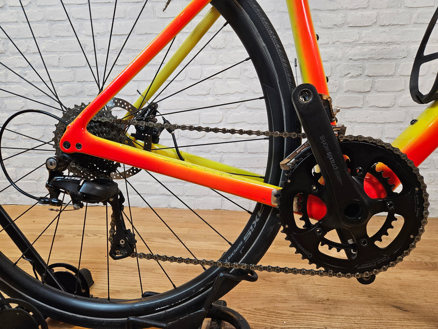 Used 2018 Specialized Roubaix Sport Disc Futureshock 105  – Size 54cm - Brooklyn Carbon Bike Co.