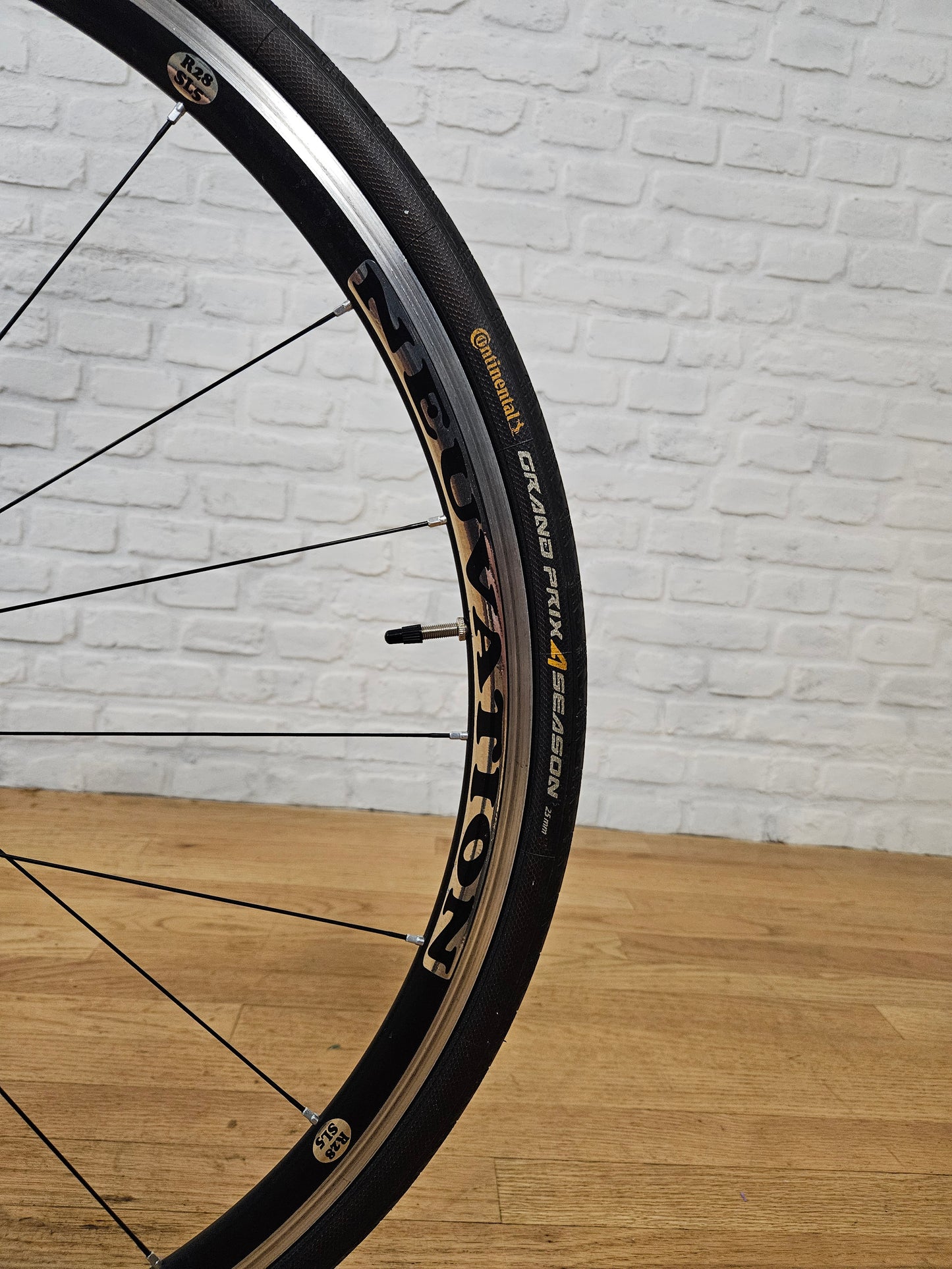 Used 2014 Cervelo R3 105 58cm - Brooklyn Carbon Bike Co.