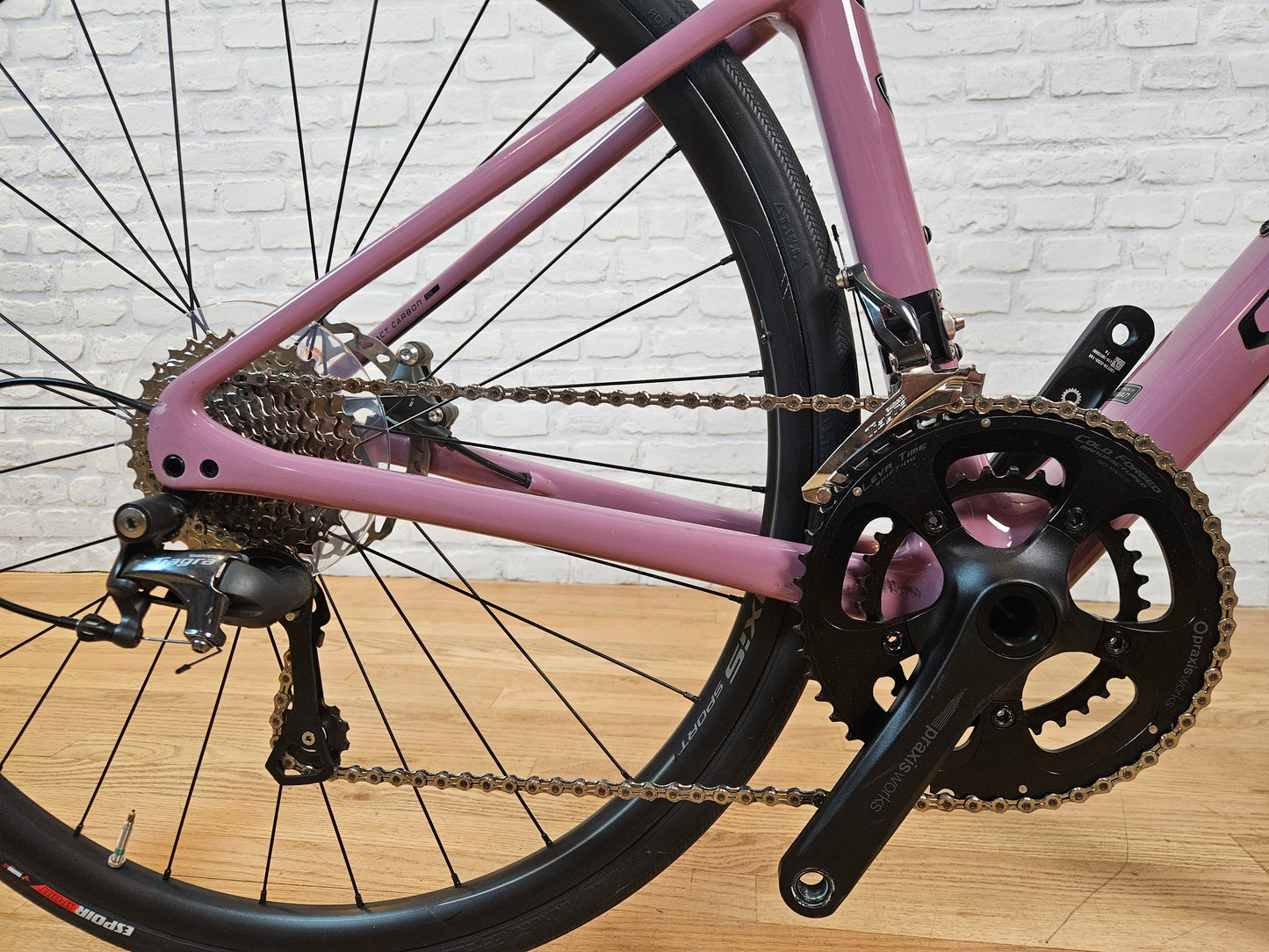 Used 2020 Specialized Roubaix Futureshock Tiagra - 49cm - Brooklyn Carbon Bike Co.