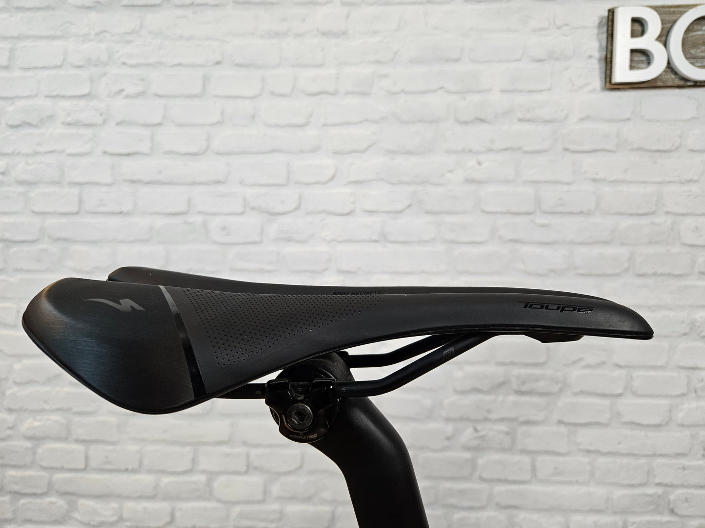 Used 2020 Specialized Roubaix Futureshock Tiagra - 44cm - Brooklyn Carbon Bike Co.