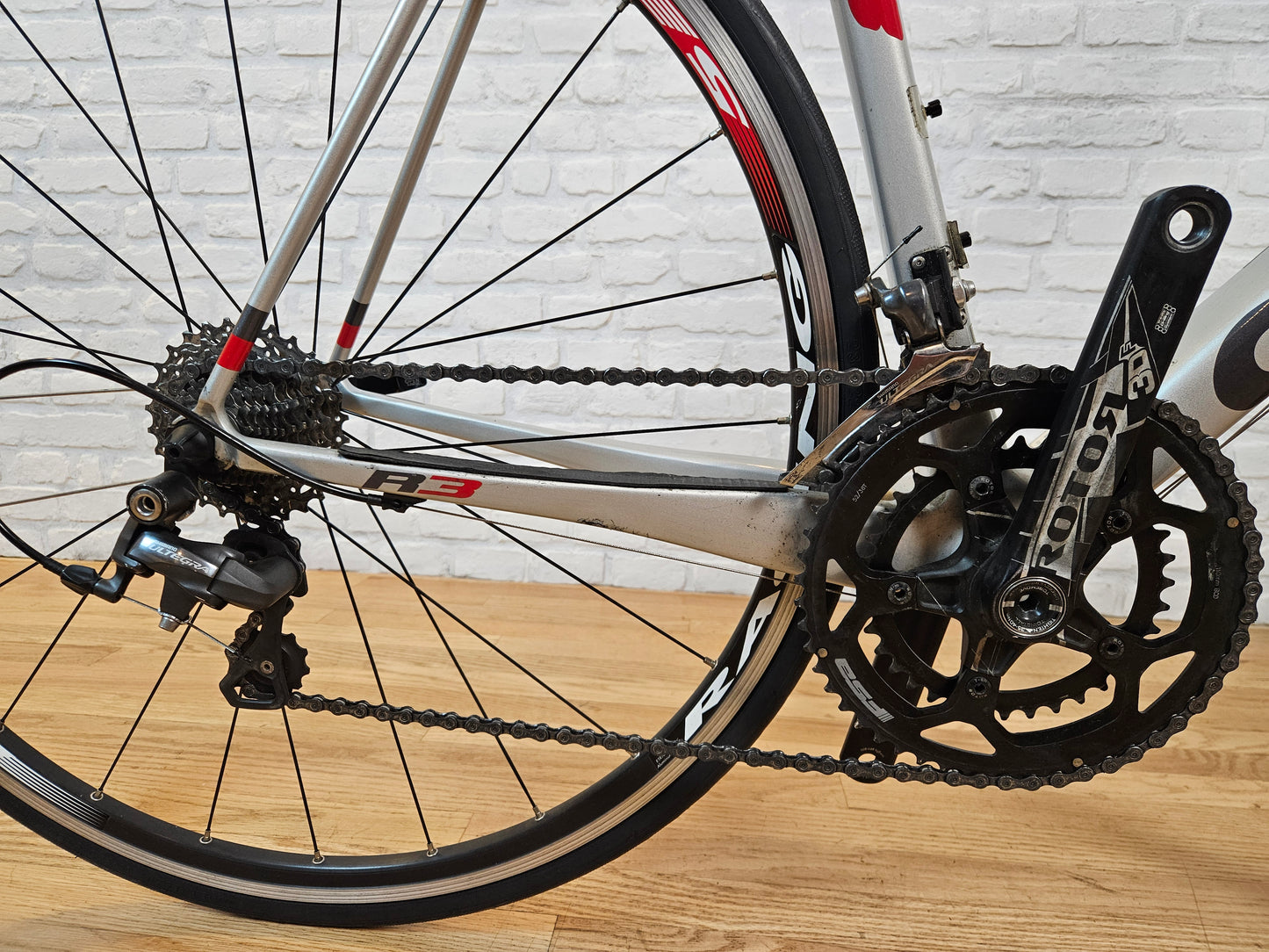 Used 2013 Cervelo R3 Ultegra - 58cm