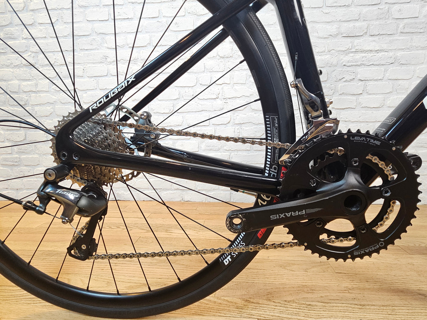 Used 2021 Specialized Roubaix Futureshock Tiagra - 49cm