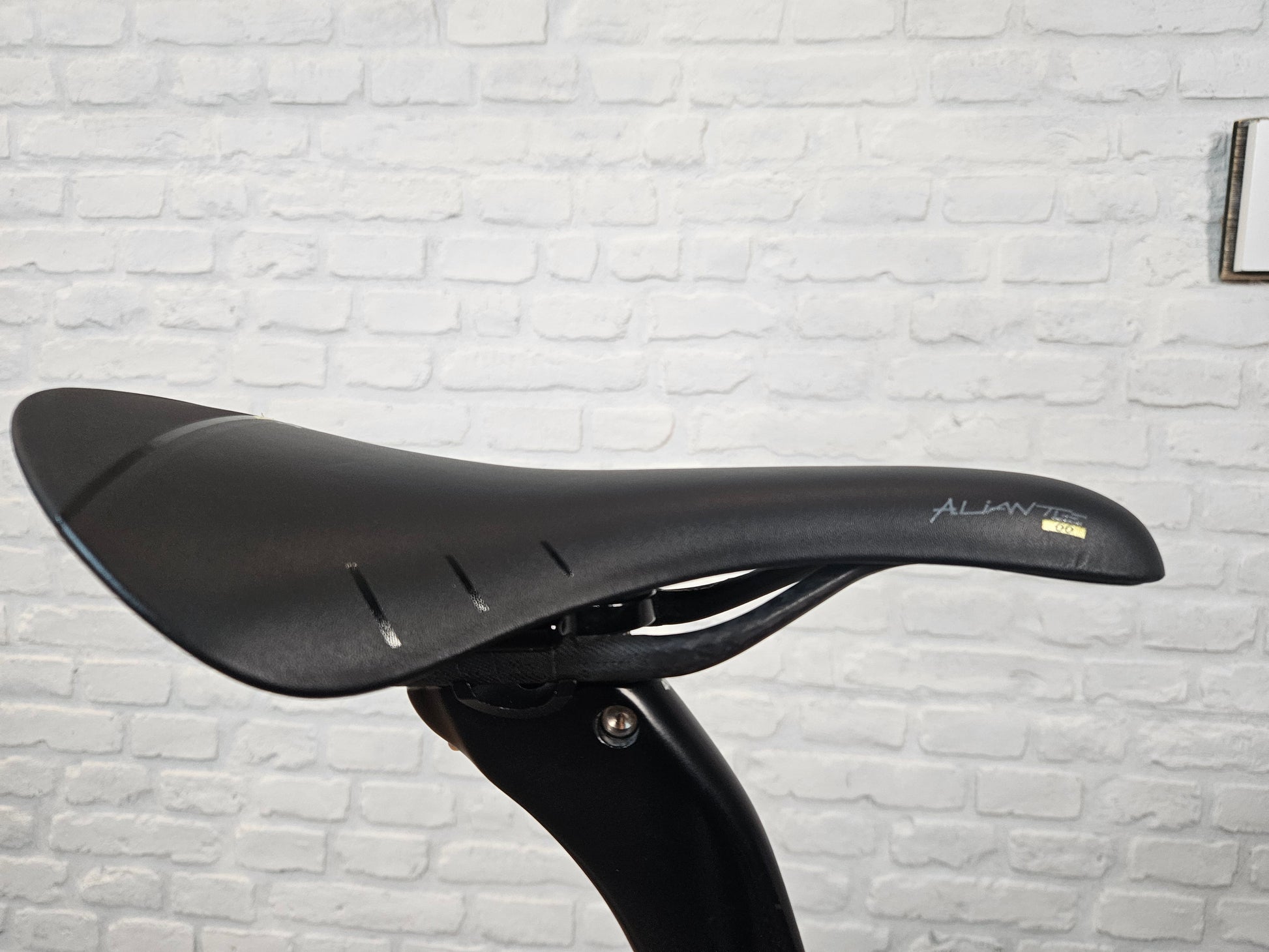 Used 2018 Pinarello Dogma F8 Dura Ace – Size 56cm - Brooklyn Carbon Bike Co.