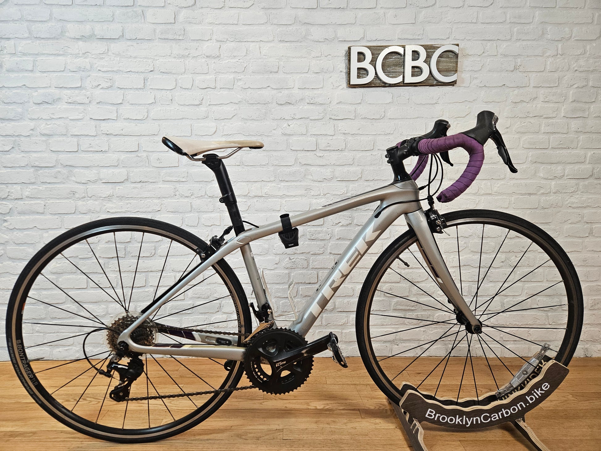 women's trek bicycle for sale Used Road Bikes for Sale: 2018 Trek Domane SL5 105 WSD Womens's – Size 44cm | Pre-Owned Carbon Fiber Bikes in NYС