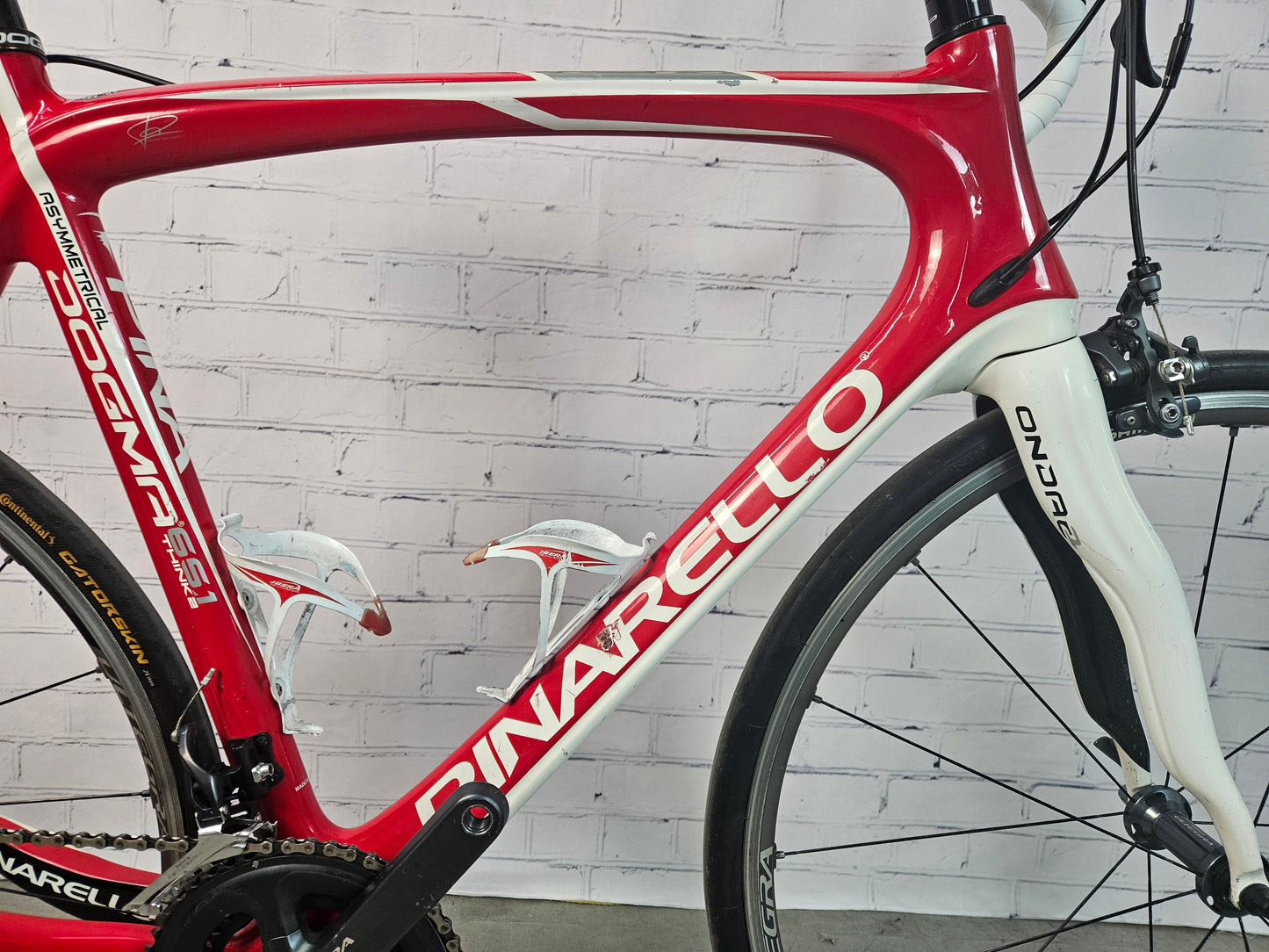 Used 2014 Pinarello Dogma 65.1 Think 2 Ultegra – 60cm - Brooklyn Carbon Bike Co.
