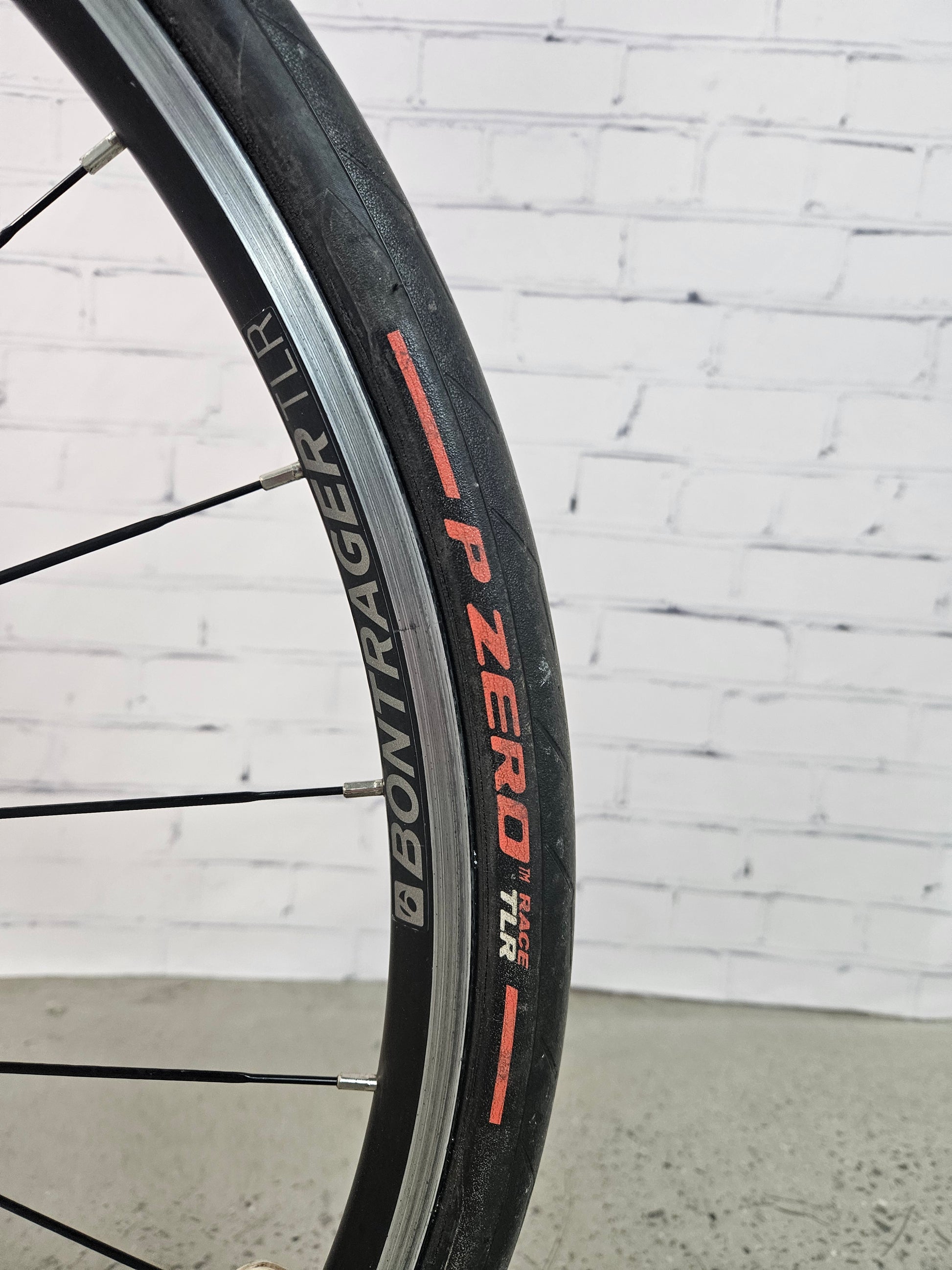 Used 2018 Trek Domane SL5 105  – Size 58cm - Brooklyn Carbon Bike Co.