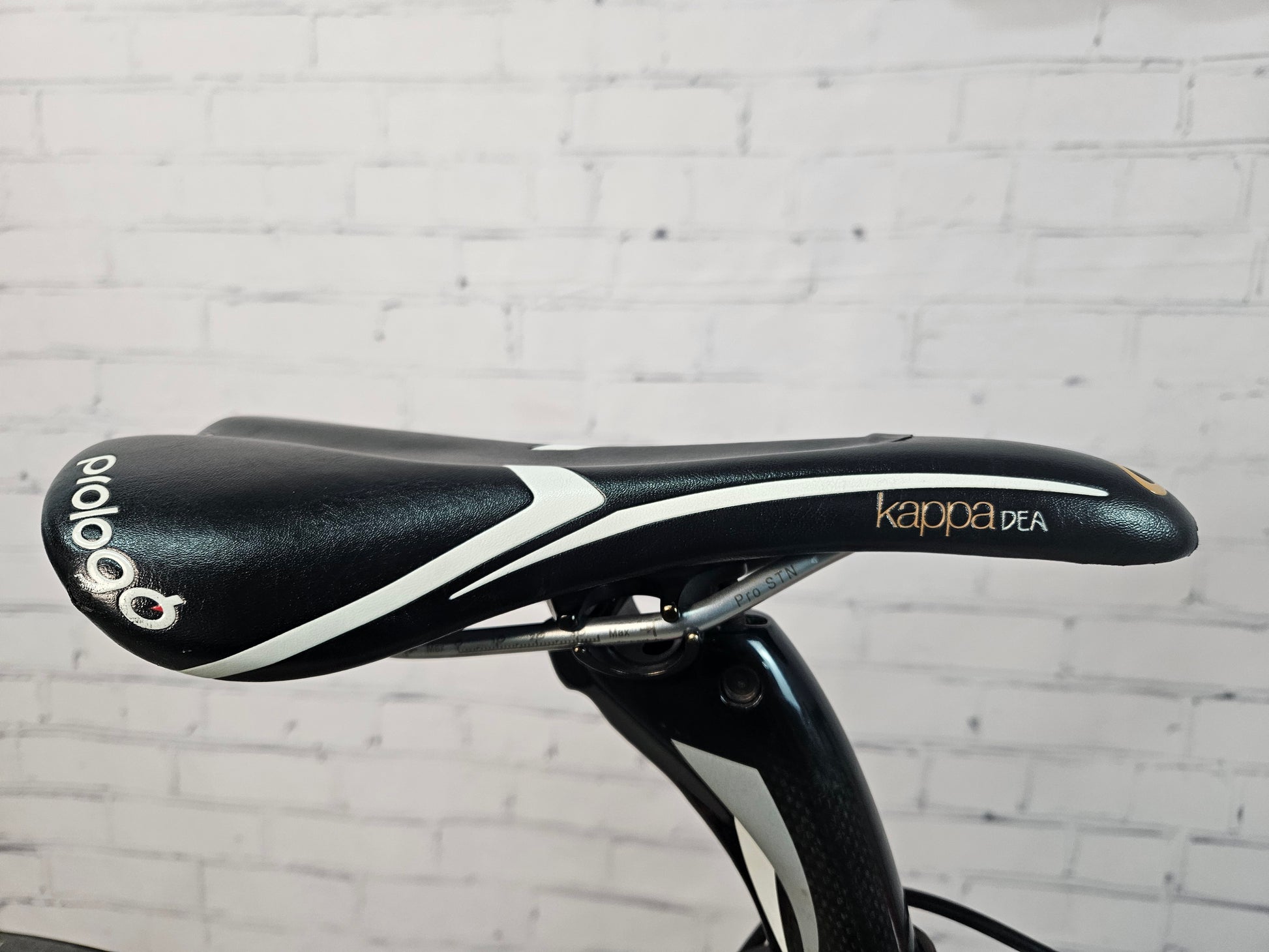 Used 2014 Pinarello Dogma 65.1 Think 2 Ultegra – 46cm - Brooklyn Carbon Bike Co.