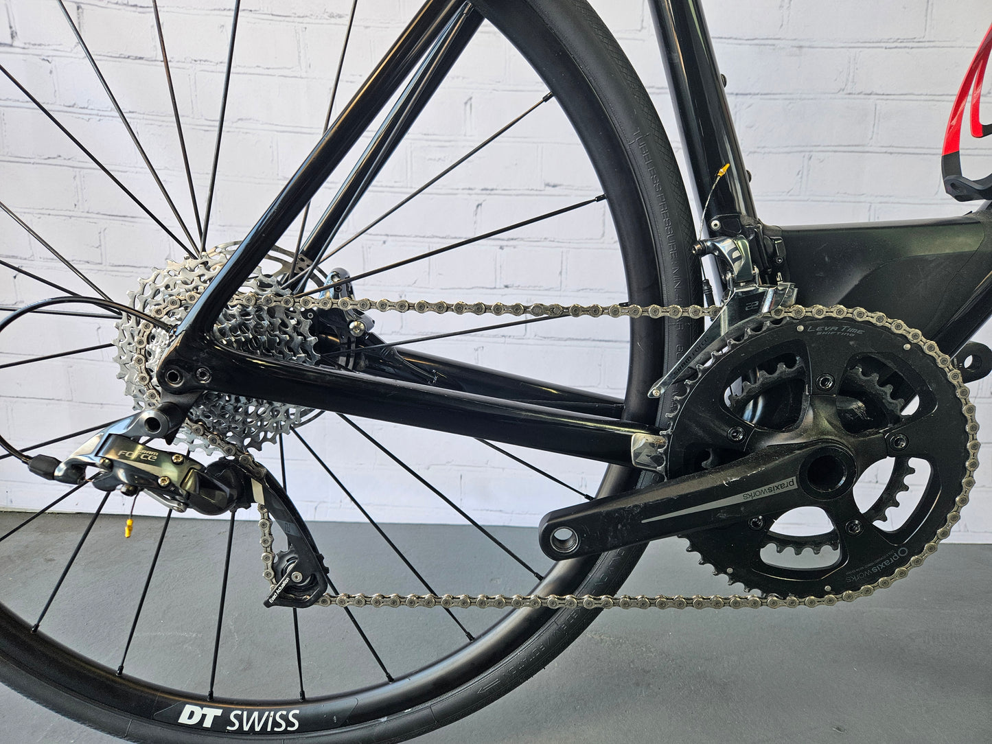 Used 2018 Specialized Roubaix Comp Force  – 56cm - Brooklyn Carbon Bike Co.