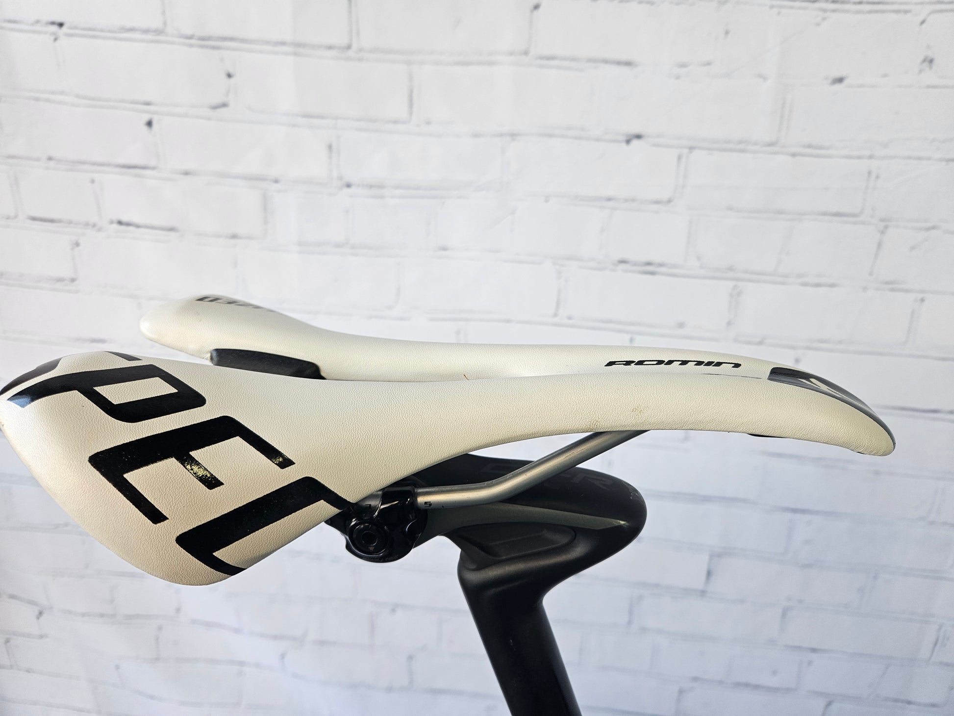 Used 2018 Specialized Roubaix Comp Force  – 56cm - Brooklyn Carbon Bike Co.