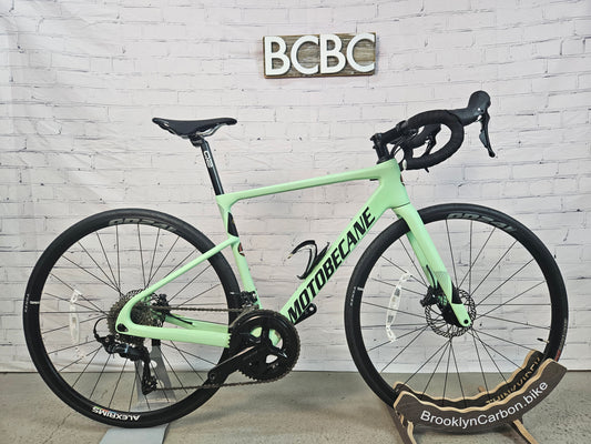 Used 2025 Motobecane Flite 700 Disc 105 - 51cm - Brooklyn Carbon Bike Co.