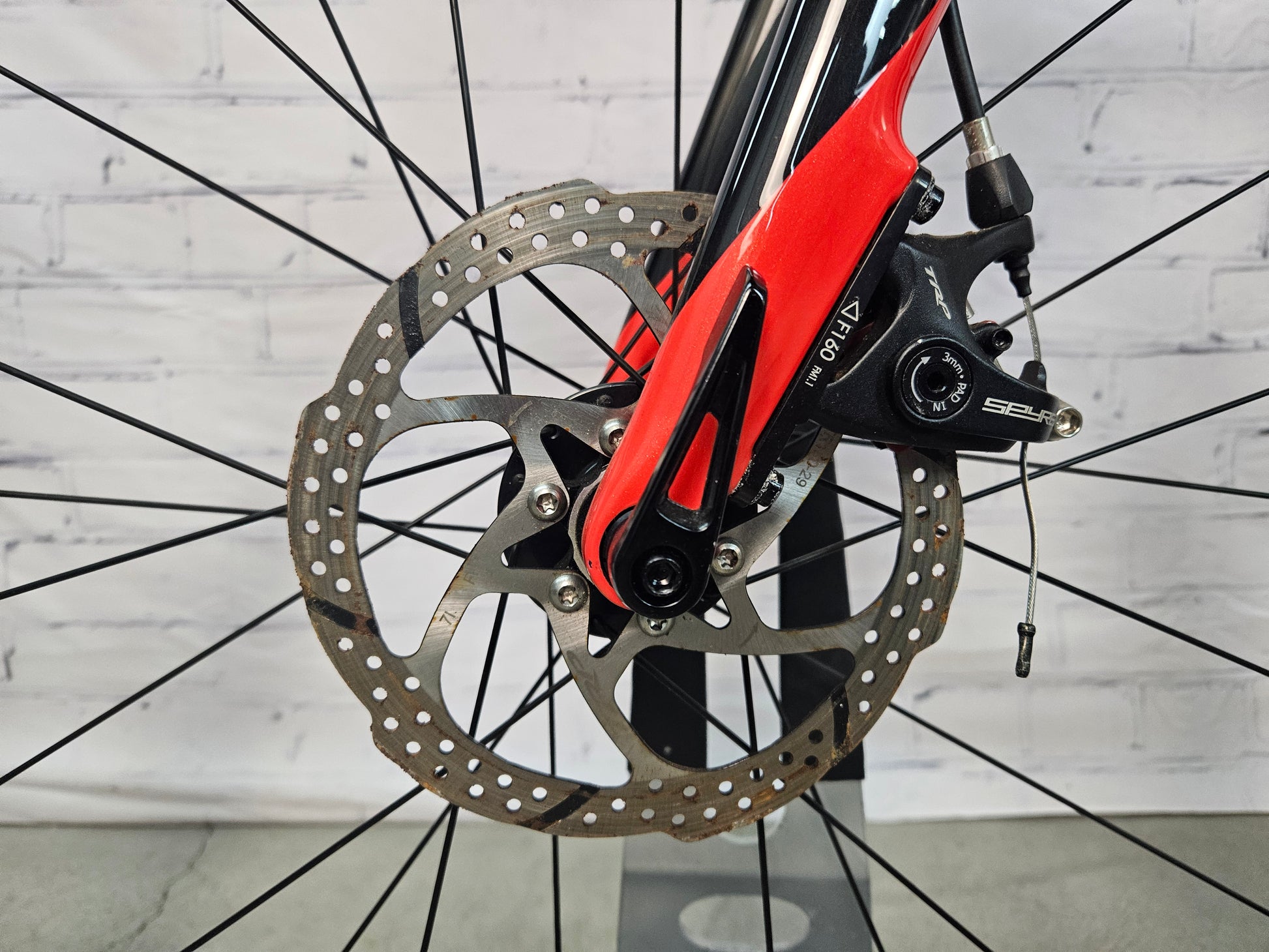 Used 2017 Specialized Roubaix Sport Disc Futureshock 105  – Size 54cm - Brooklyn Carbon Bike Co.