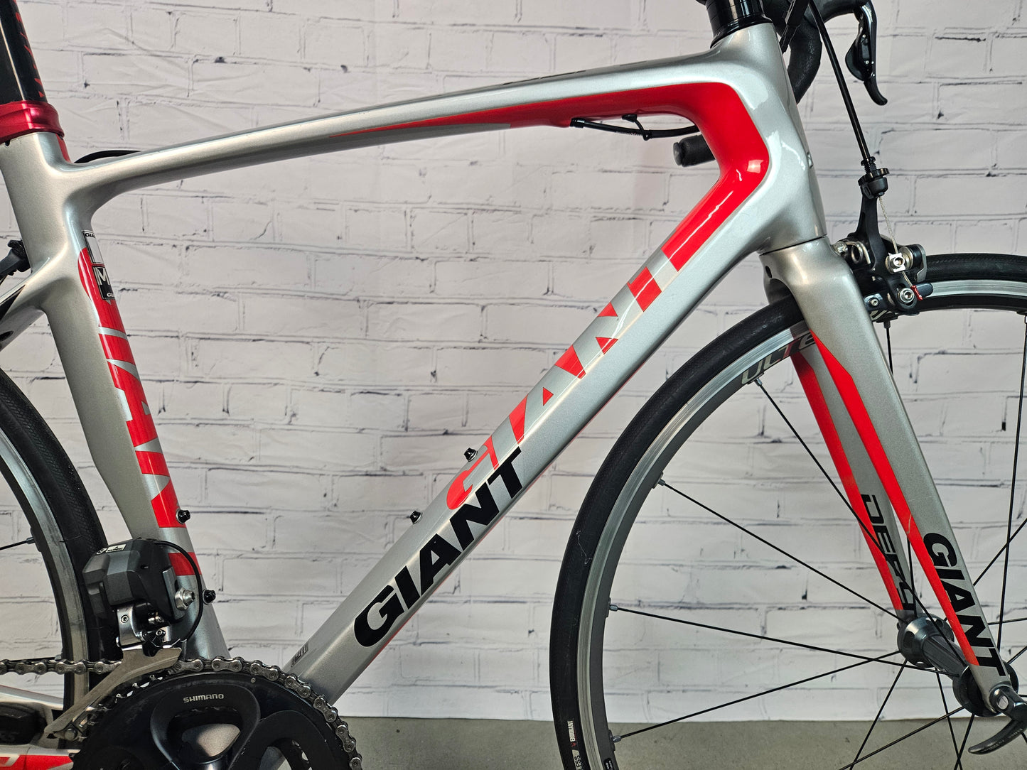 Used 2014 Giant Defy Advanced Ultegra Di2 - 54cm - Brooklyn Carbon Bike Co.