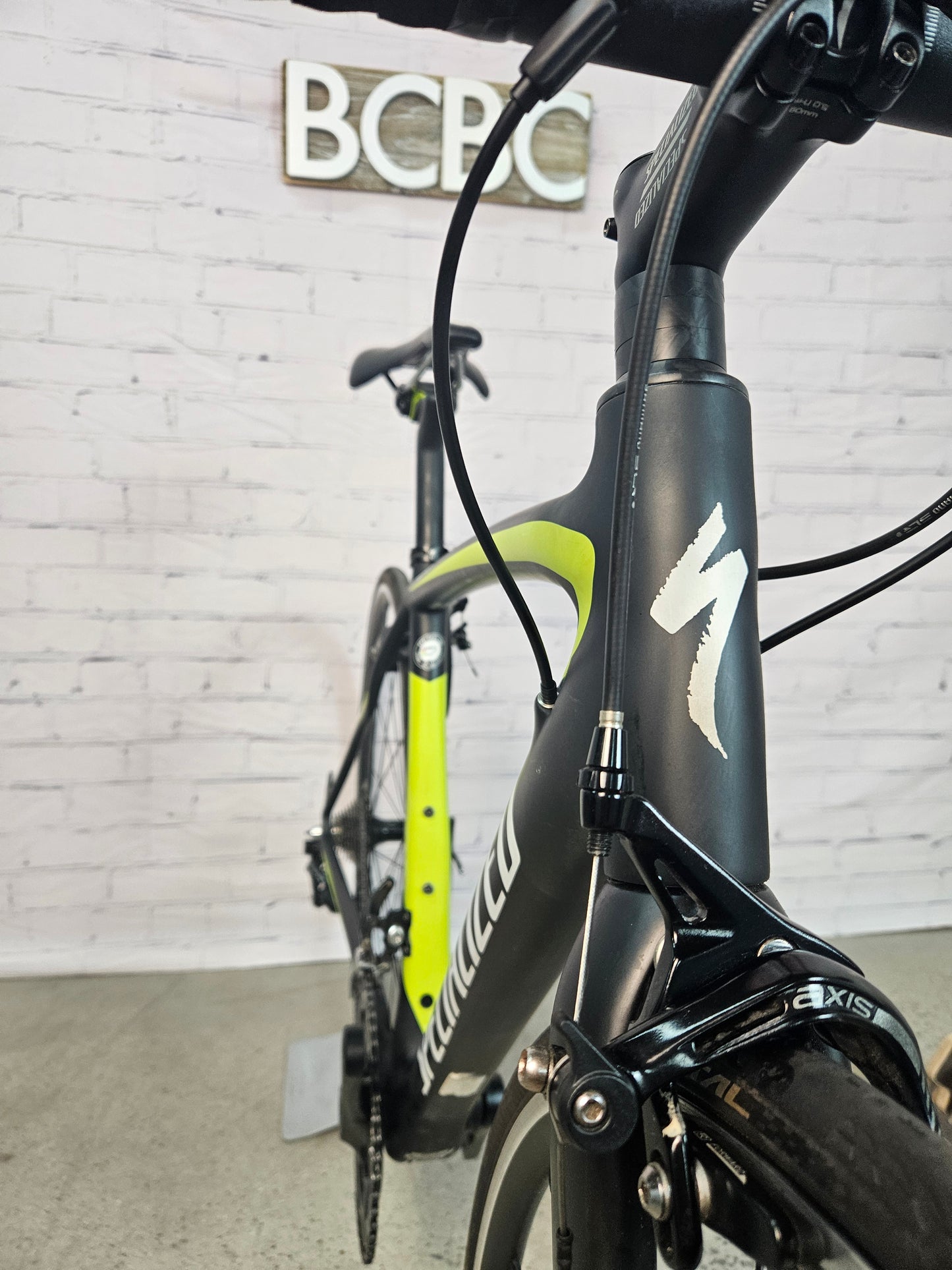 Used 2017 Specialized Roubaix SL4 105 - 52cm - Brooklyn Carbon Bike Co.