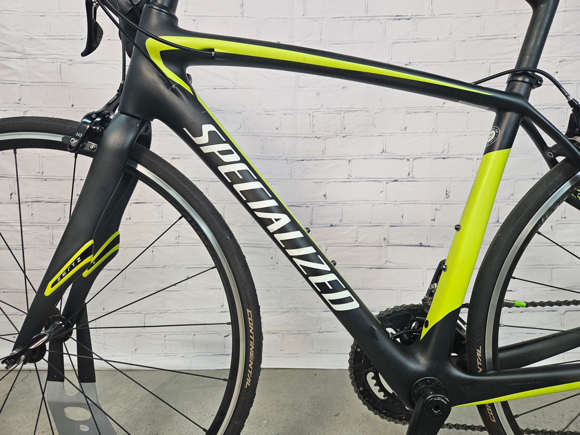Used 2017 Specialized Roubaix SL4 105 - 52cm - Brooklyn Carbon Bike Co.