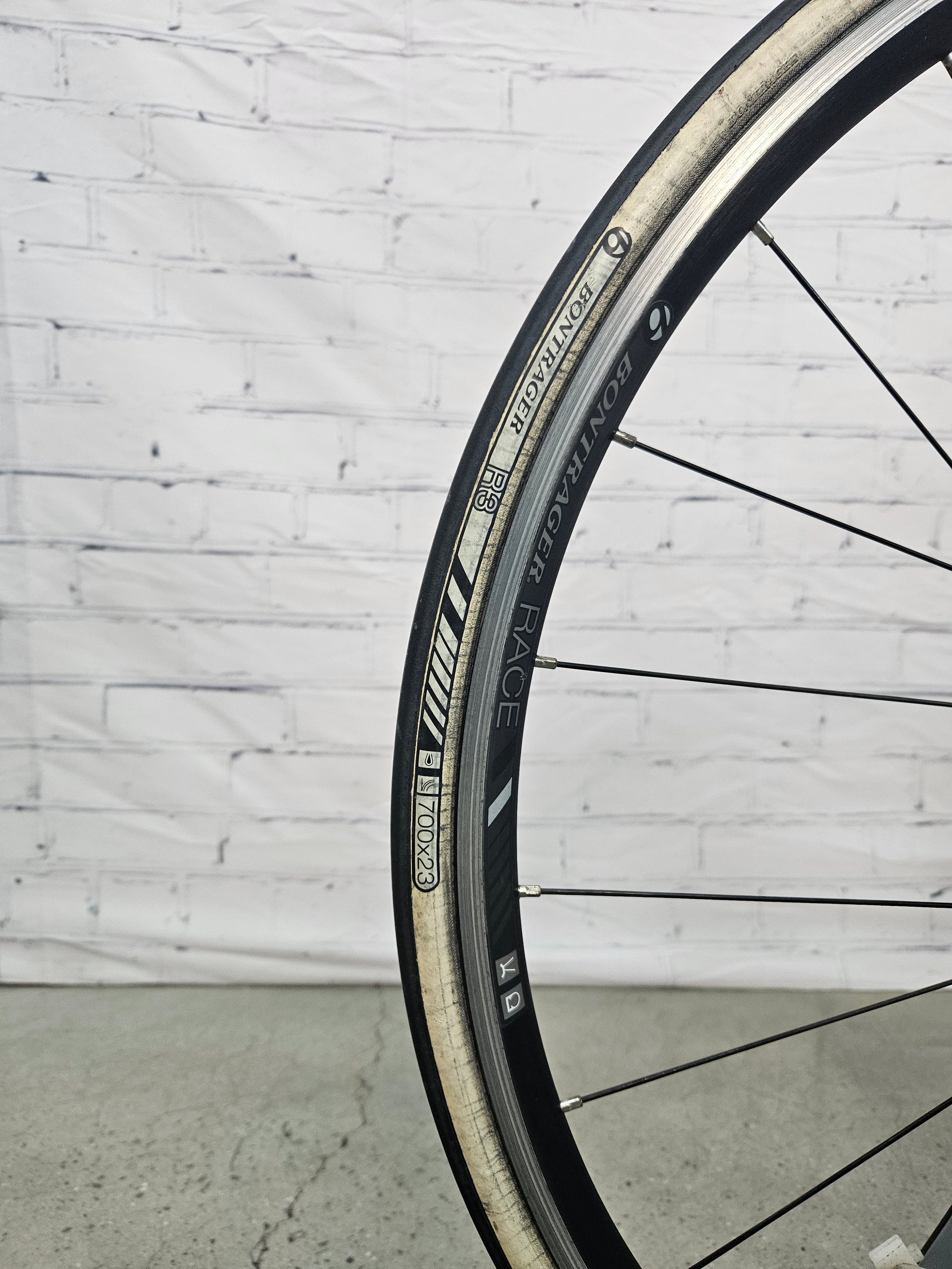 Used 2014 Trek Madone 5.2 KVF Ultegra Black – Size 52cm - Brooklyn Carbon Bike Co.